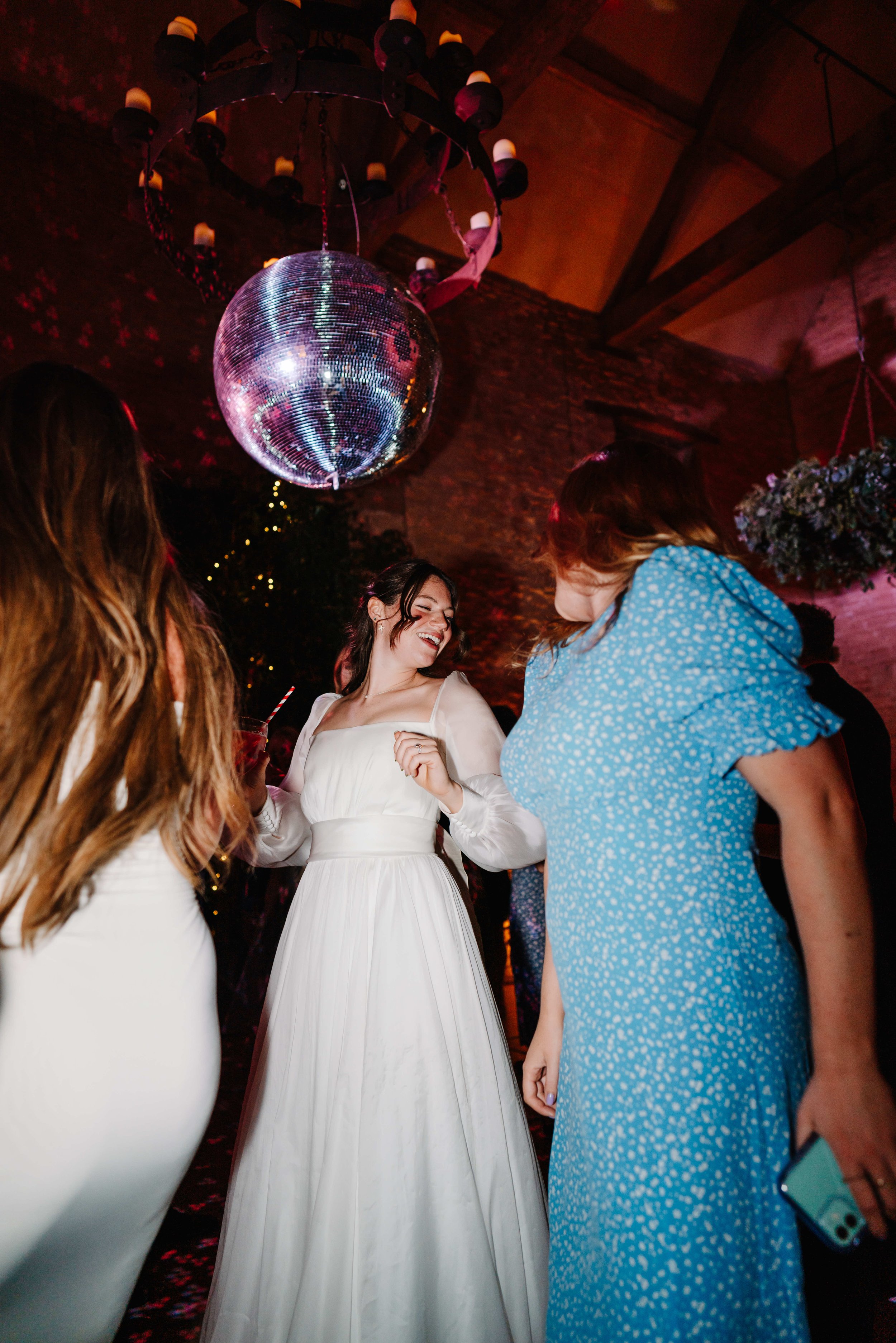Chic & 70s Old Gore by Yard Space wedding | Cotswold Wedding Photographer