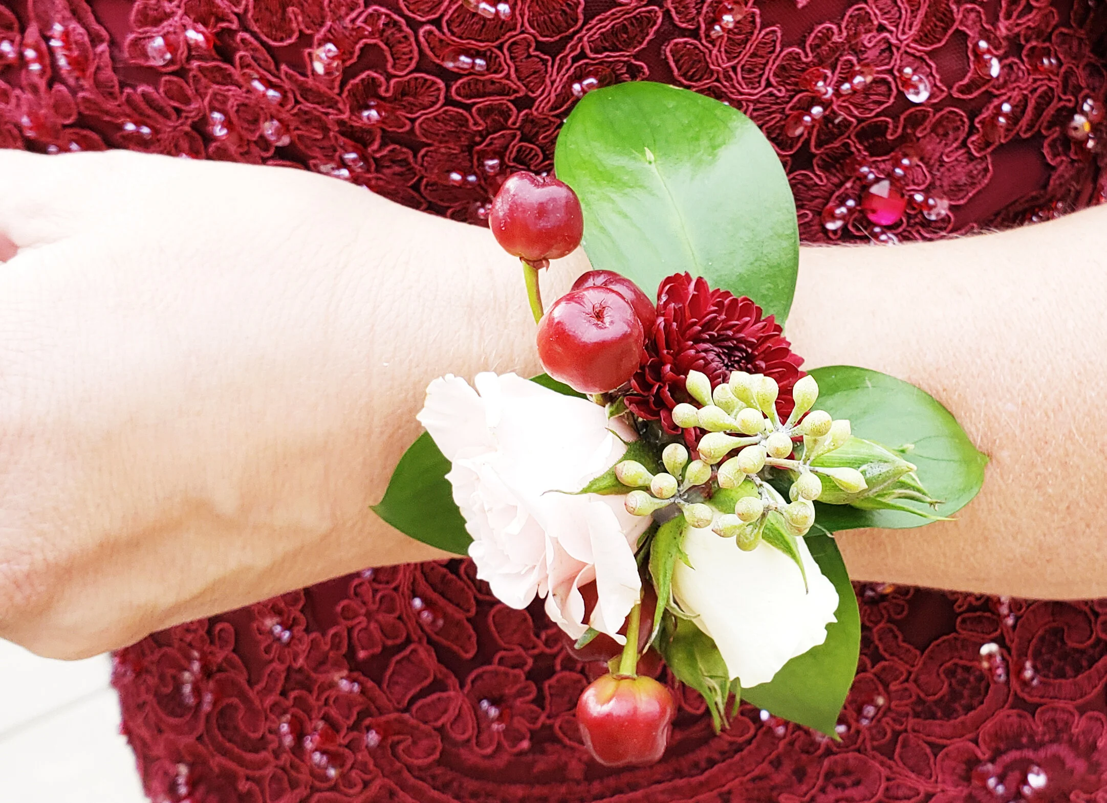 fitted lace wedding dress Amazon.com: Meldel Wine Red Wrist Corsage for Prom, 6pcs Burgundy Rose Wrist  Corsages for Wedding Bridal Bridesmaid Girl Women, Hand Flower for Wedding  Party Homecoming Ceremony Anniversary Prom Flower Corsages main image 0