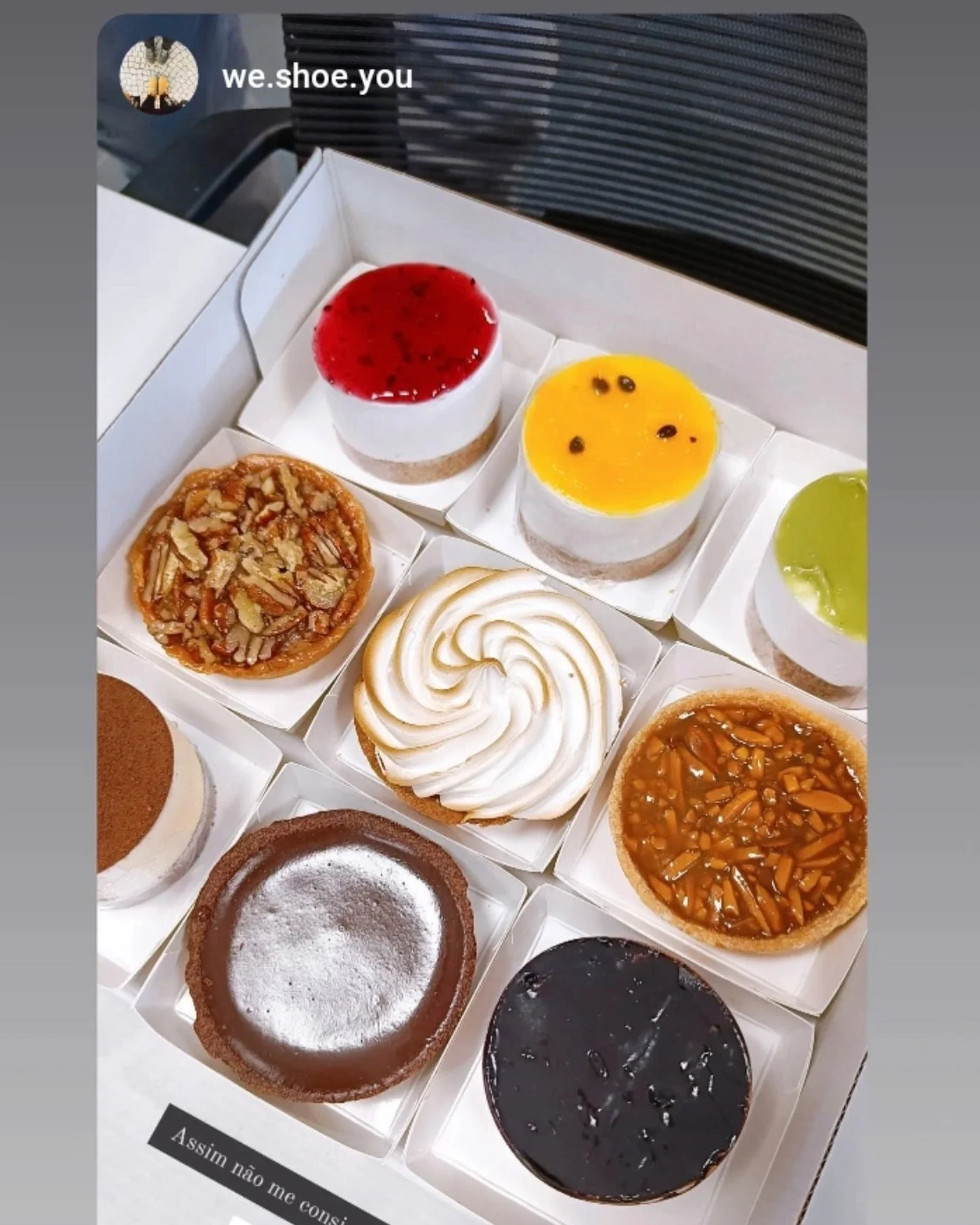 🍰✨ Miniaturas das sobremesas que derretem o cora&ccedil;&atilde;o! ✨

Quem n&atilde;o ama uma sobremesa irresist&iacute;vel, mas em vers&atilde;o mini? 😍 As nossas miniaturas trazem todo o sabor e a delicadeza das grandes del&iacute;cias em um tama