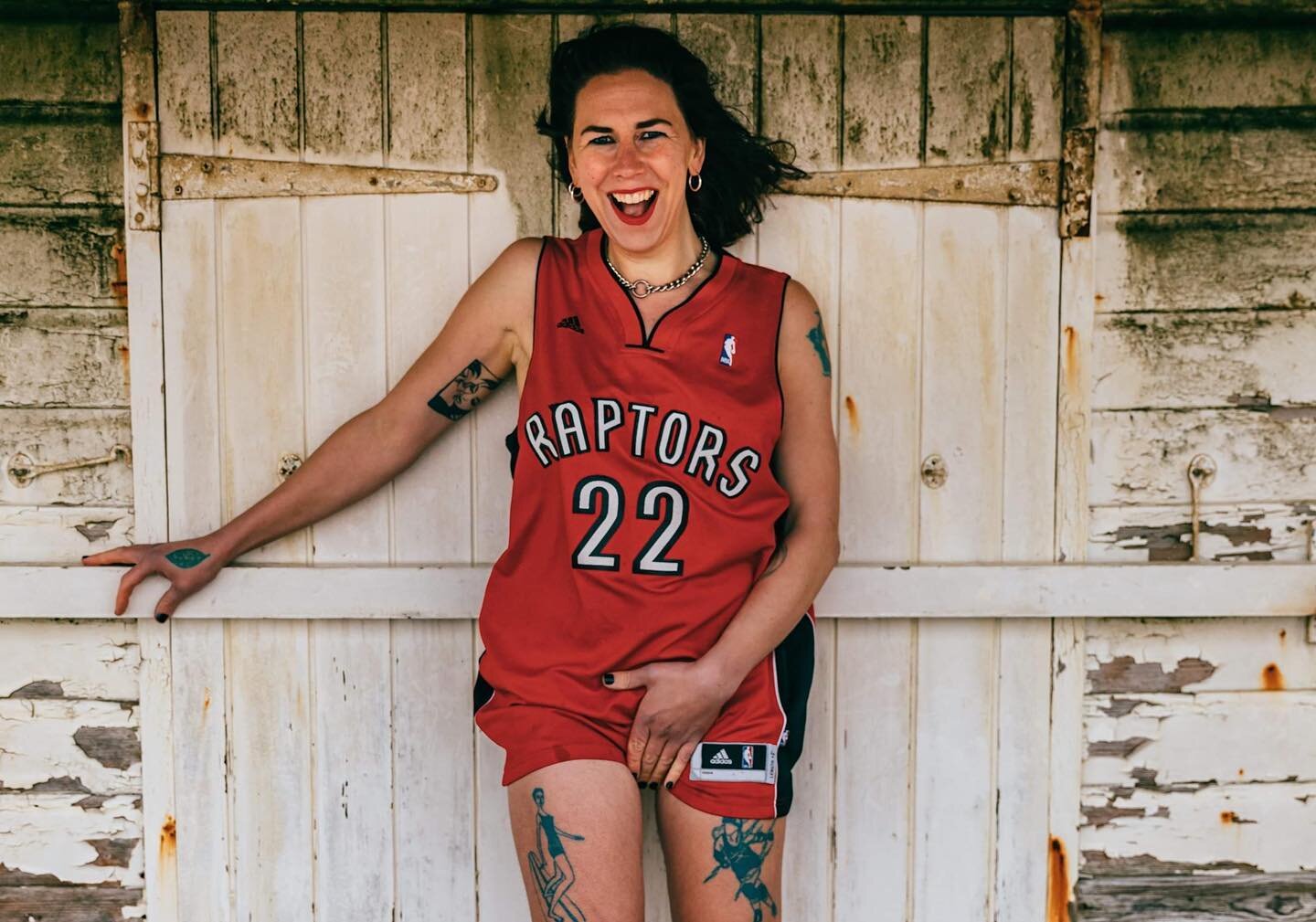 Oh, heyy there Raptors fans 🥰🏀💦

I&rsquo;ve been looking forward to sharing these images that were part of my beach shoot with @rosiepowellfreelance last year. 💕

They were shot for the 3rd issue of @hclaytonwright awesome You Otter Know magazine