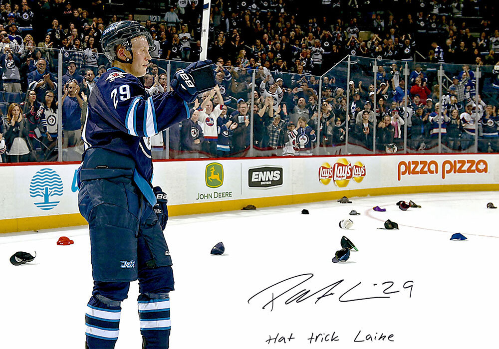 Winnipeg Jets Signed Memorabilia and Collectibles