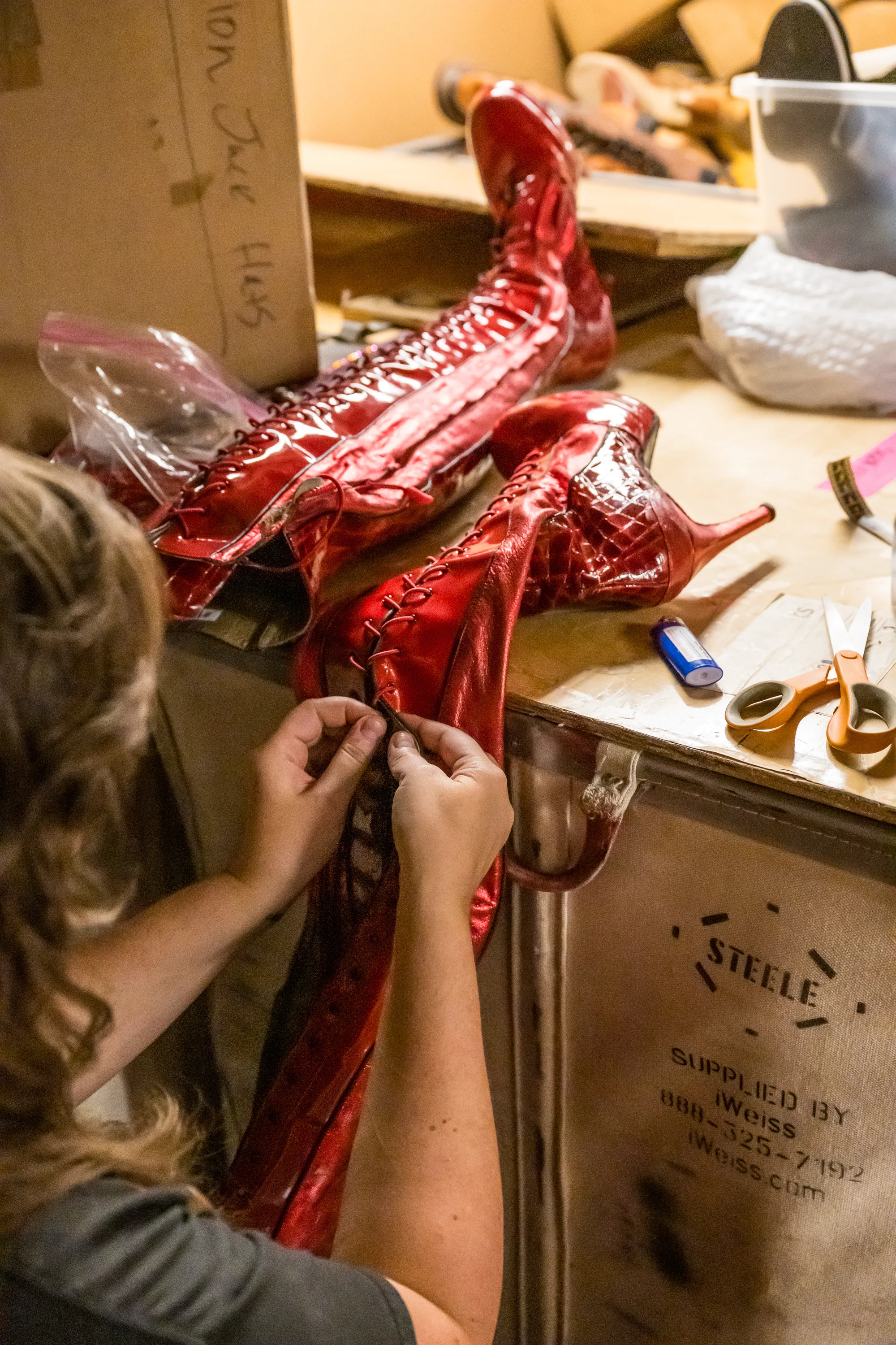 20251117_Kinky Boots BTS_2777.webp