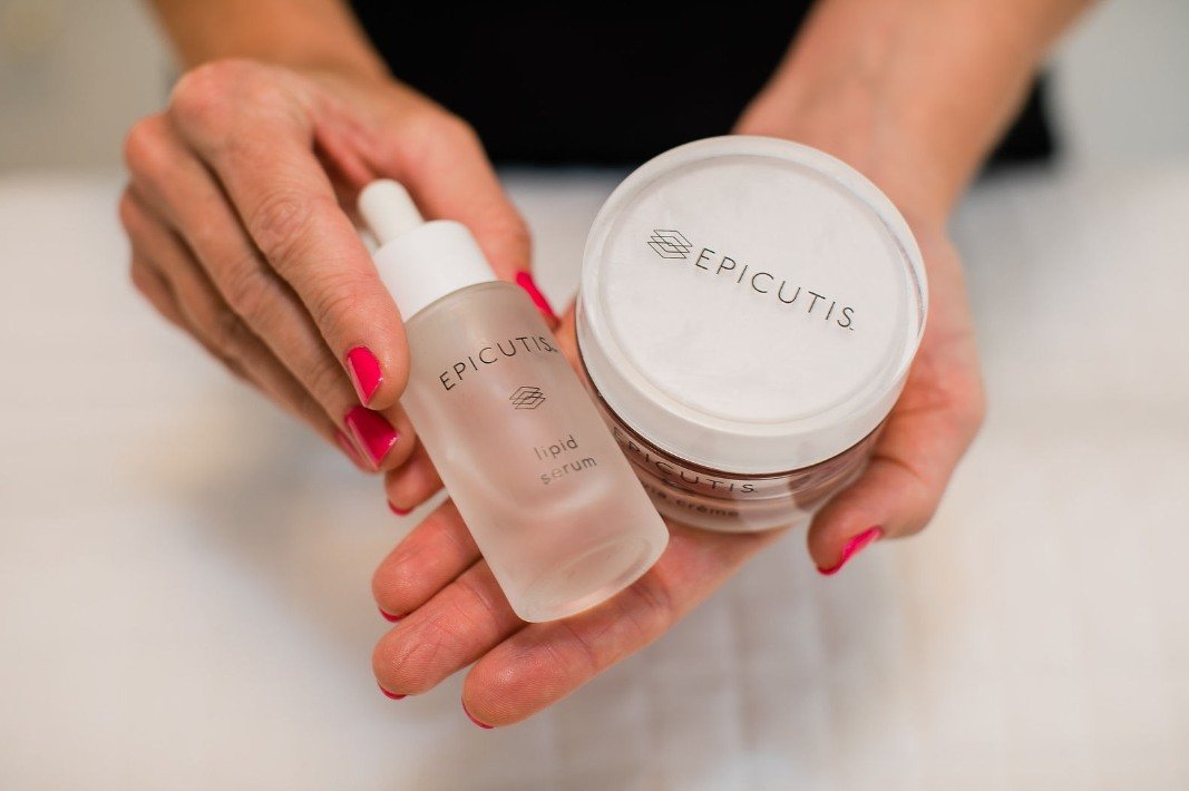 Reasons why we love @epicutis ...
.
Cutting-Edge Formulations: Epicutis combines the latest scientific advancements with natural ingredients, delivering skincare solutions that are both effective and gentle on your skin.
.
Customized Care: Whether yo
