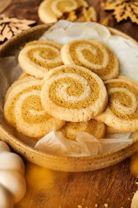 Pumpkin Spice-Swirl Cookies