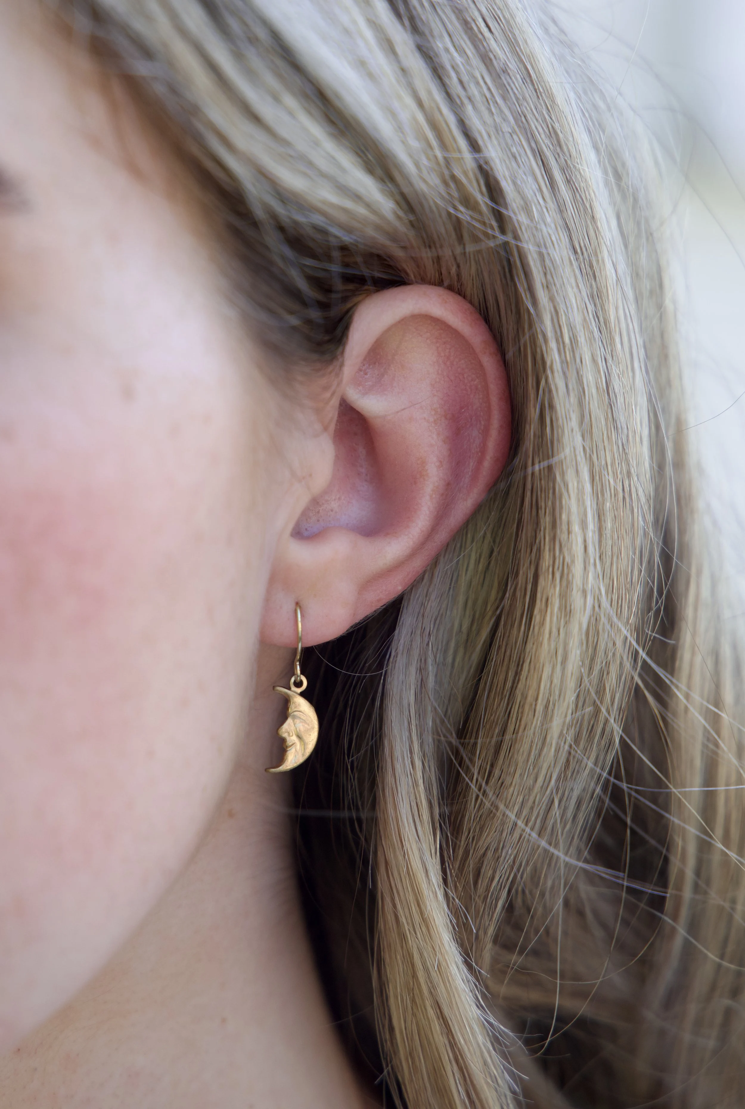 gold mini moons ☾