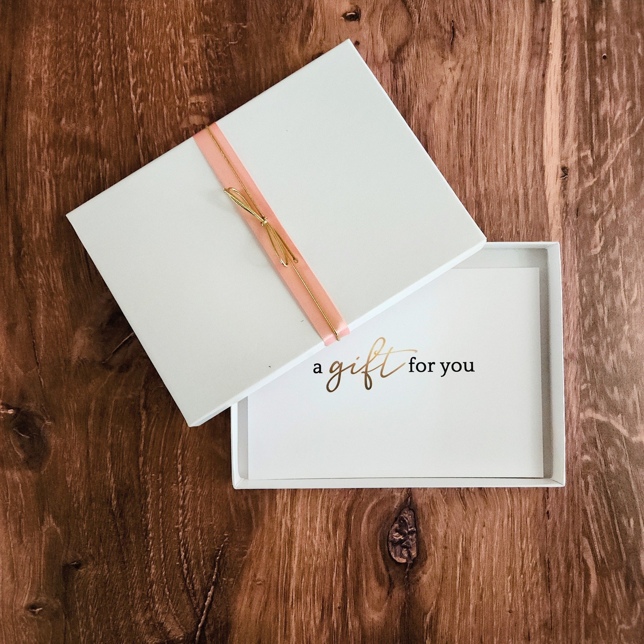 Holiday reminder time.

Custom ornaments:
This is the final week to order if you need them delivered by Christmas. pouka.com/shop/p/ornament
Friday, December 12 is the last day for guaranteed arrival.

Gift Certificates!
If you need a thoughtful, cus