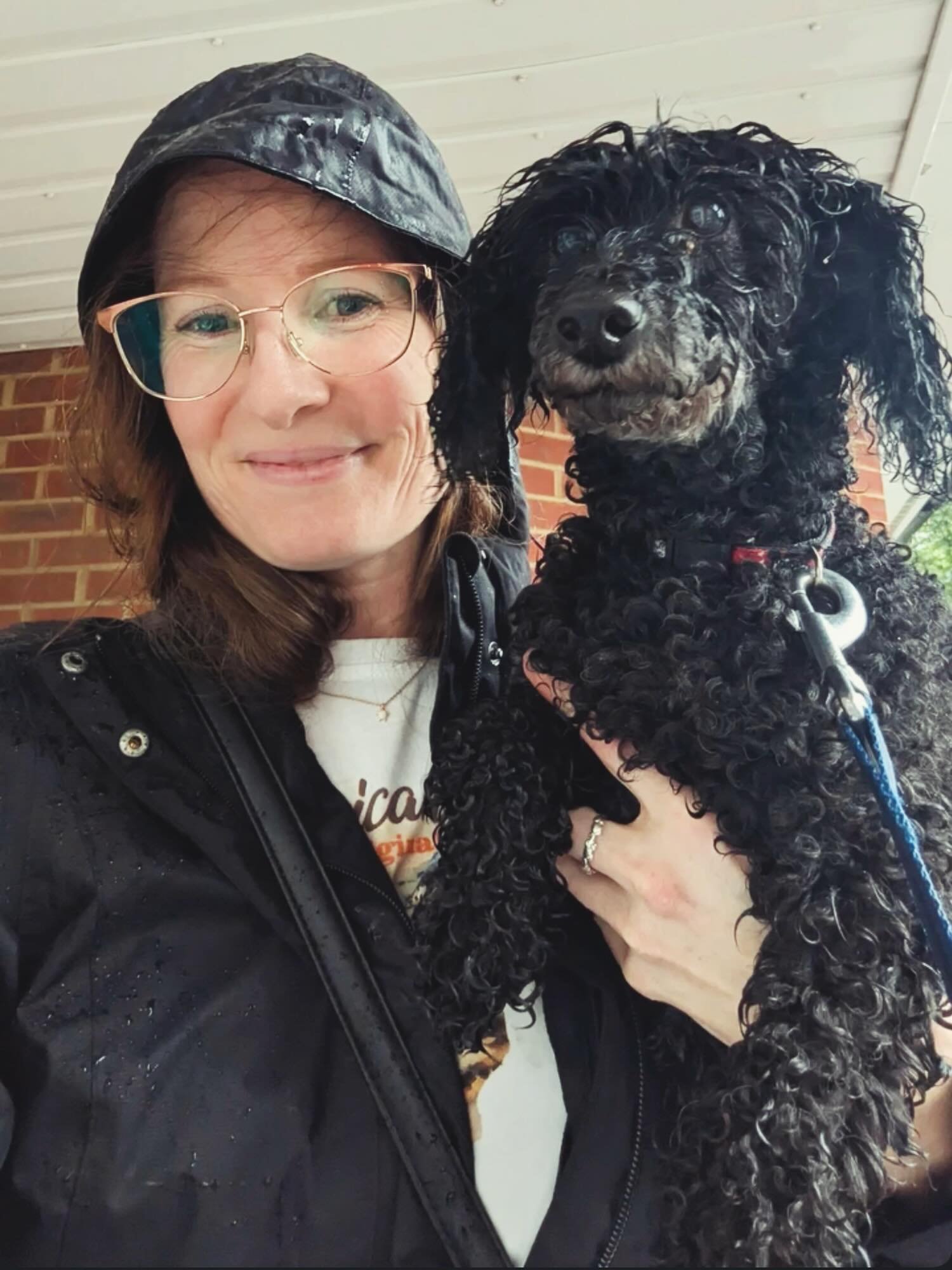 Our Pawesome Auntie Andy &amp; the lovely Coco unsuccessfully dodging the rain ☔️ 

Super happy to be together non the less 🫶

Good luck to you all today 🌧️ 🐾