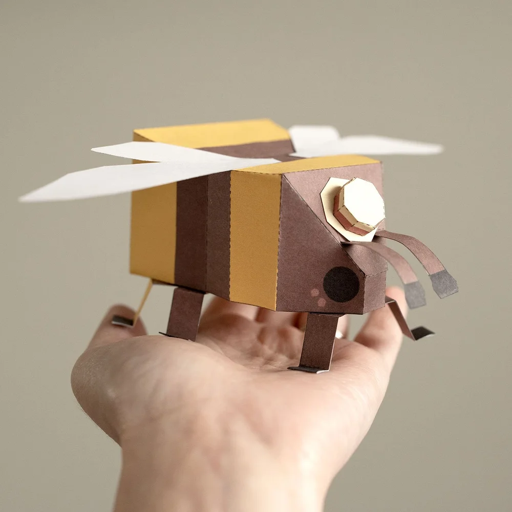 Papershof Bumblebee G1 Papercraft