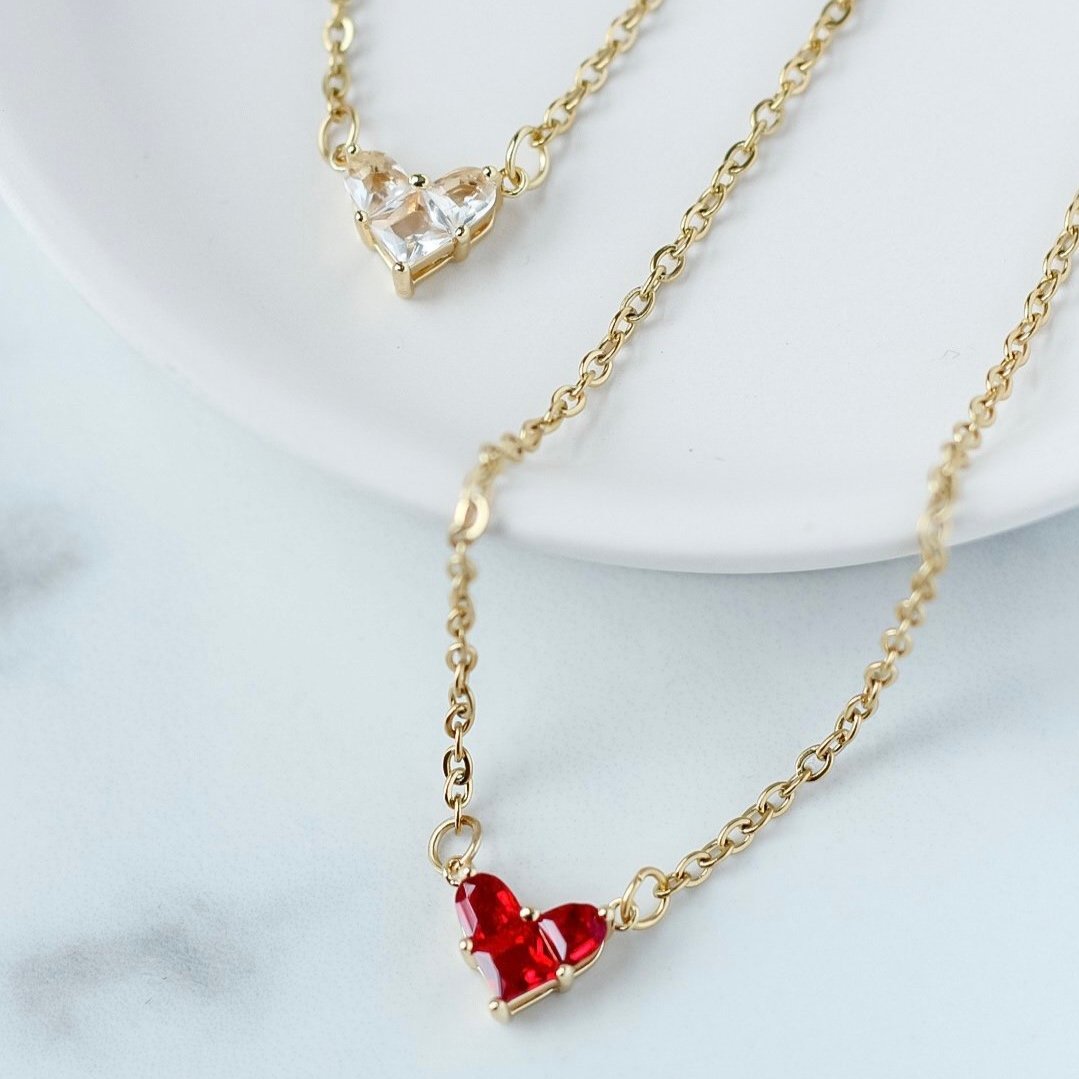 Queen of Hearts necklace by Tatty Devine | V&A Shop
