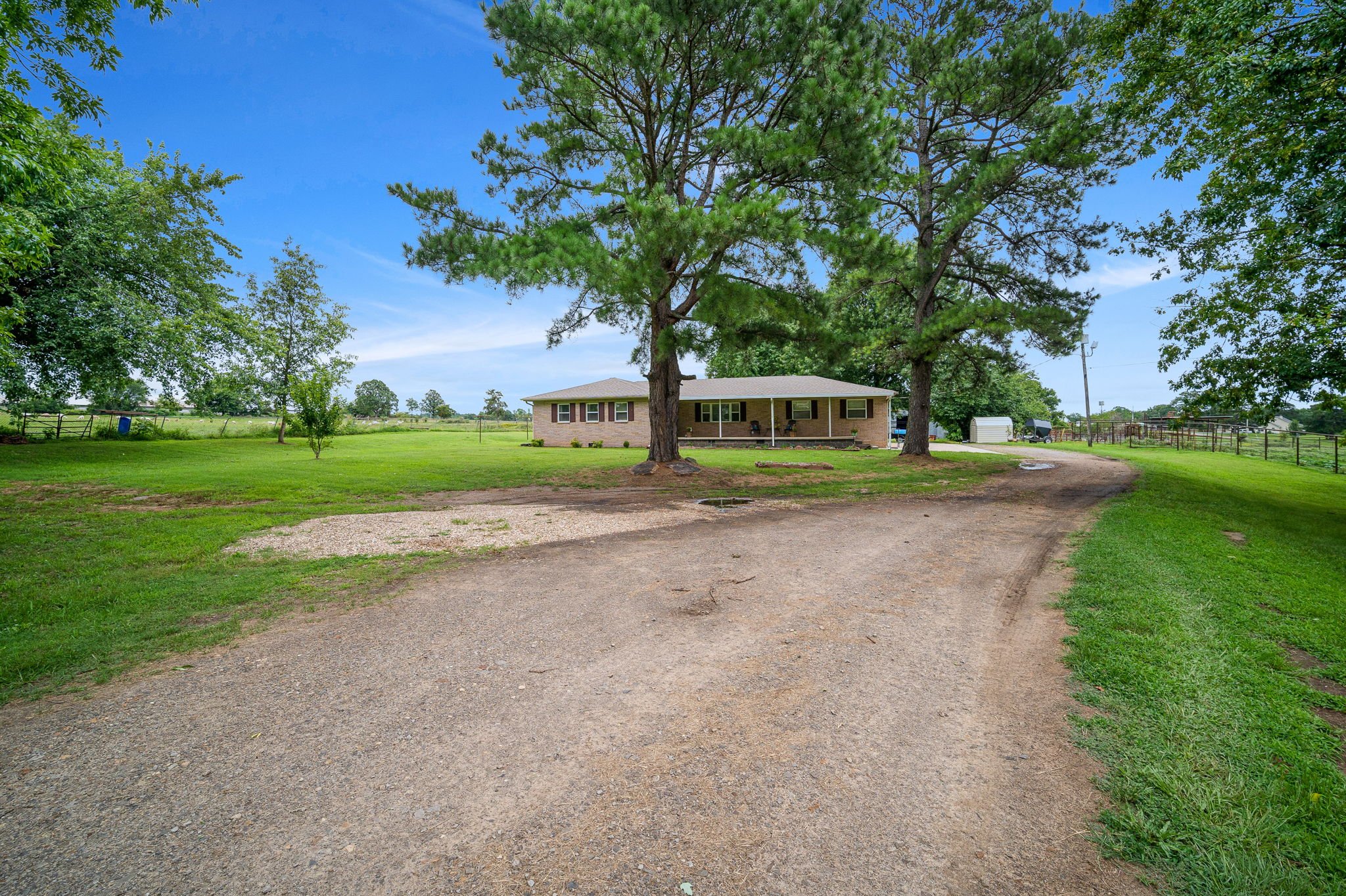 6628_Hidden_Oaks_Place-7.jpg
