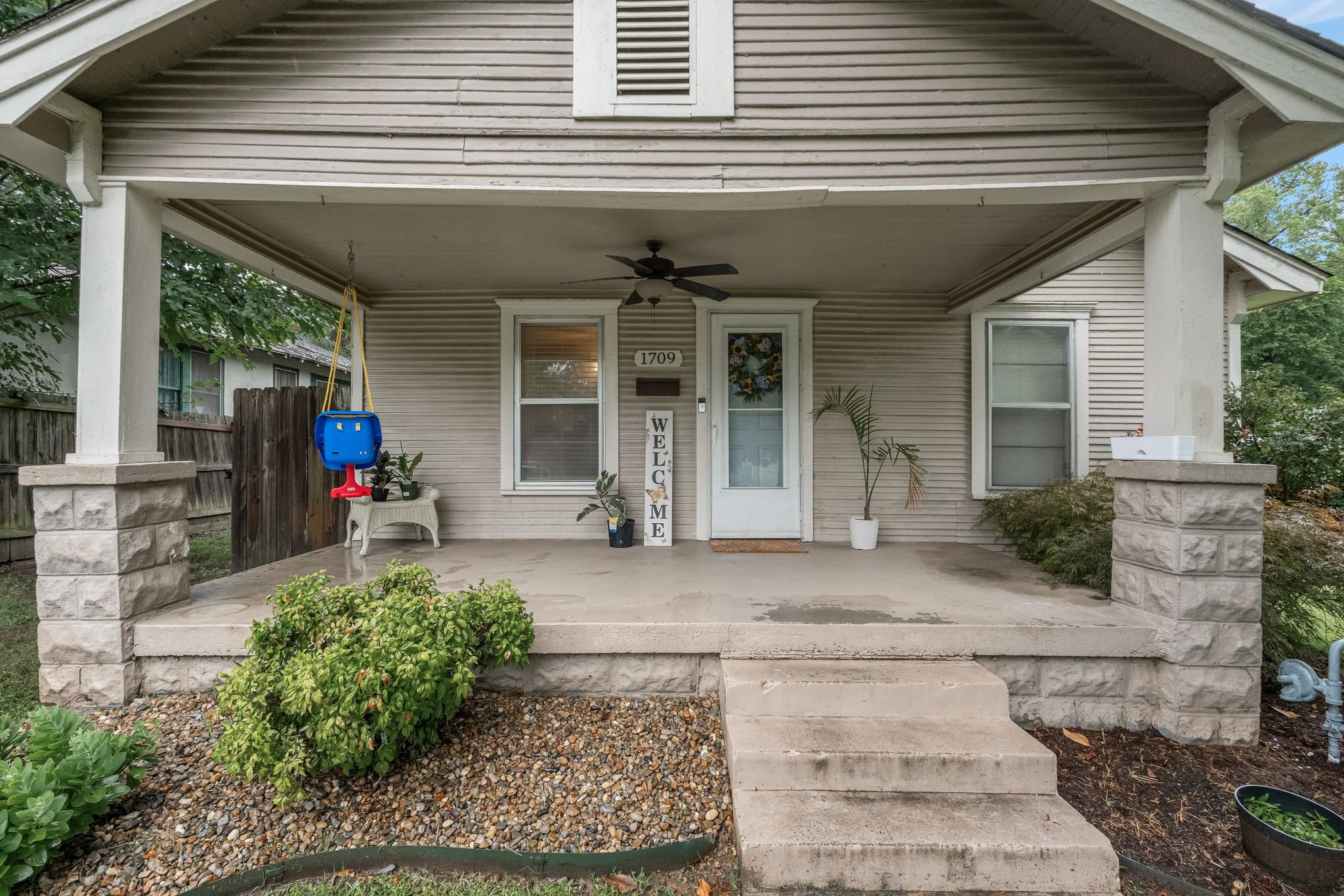 1709_Cedar_St-2.jpg