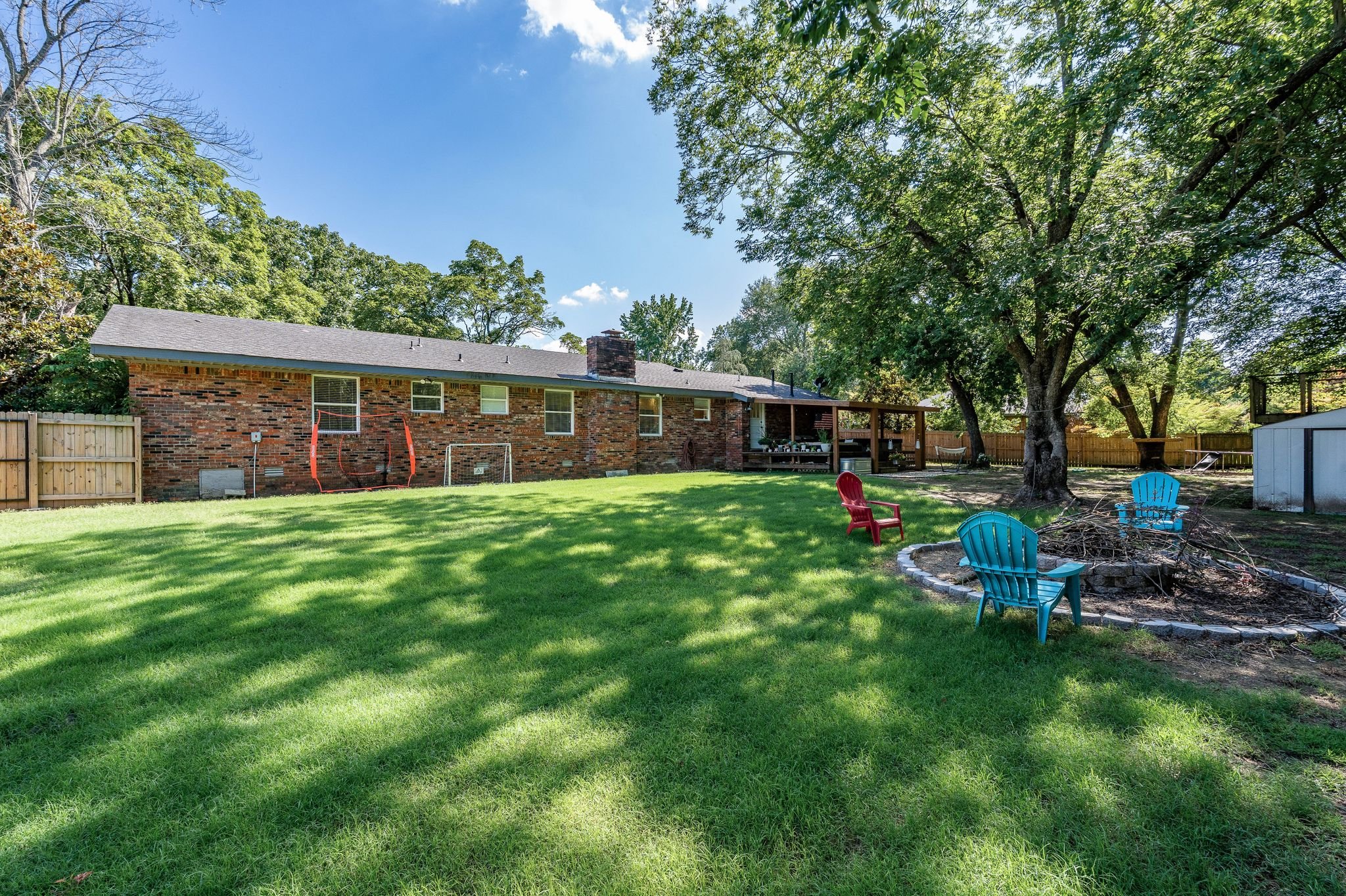 6515_Meadow_Cliff_Dr-34.jpg