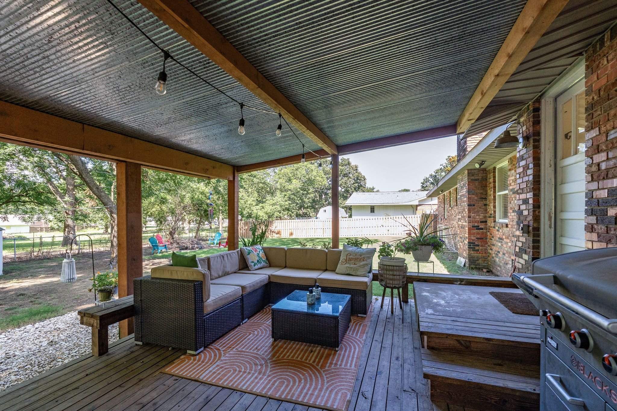 6515_Meadow_Cliff_Dr-29.jpg
