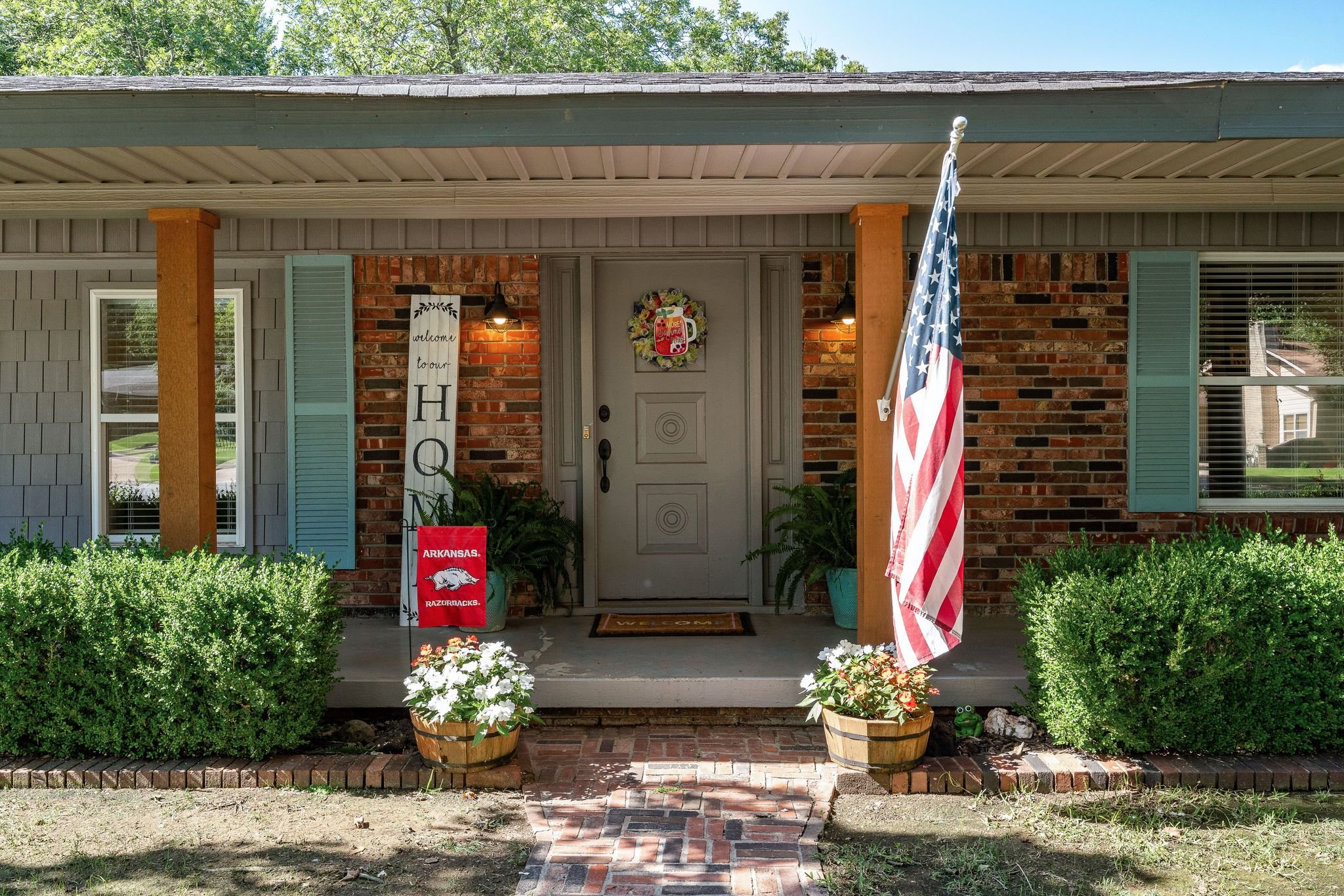 6515_Meadow_Cliff_Dr-5.jpg