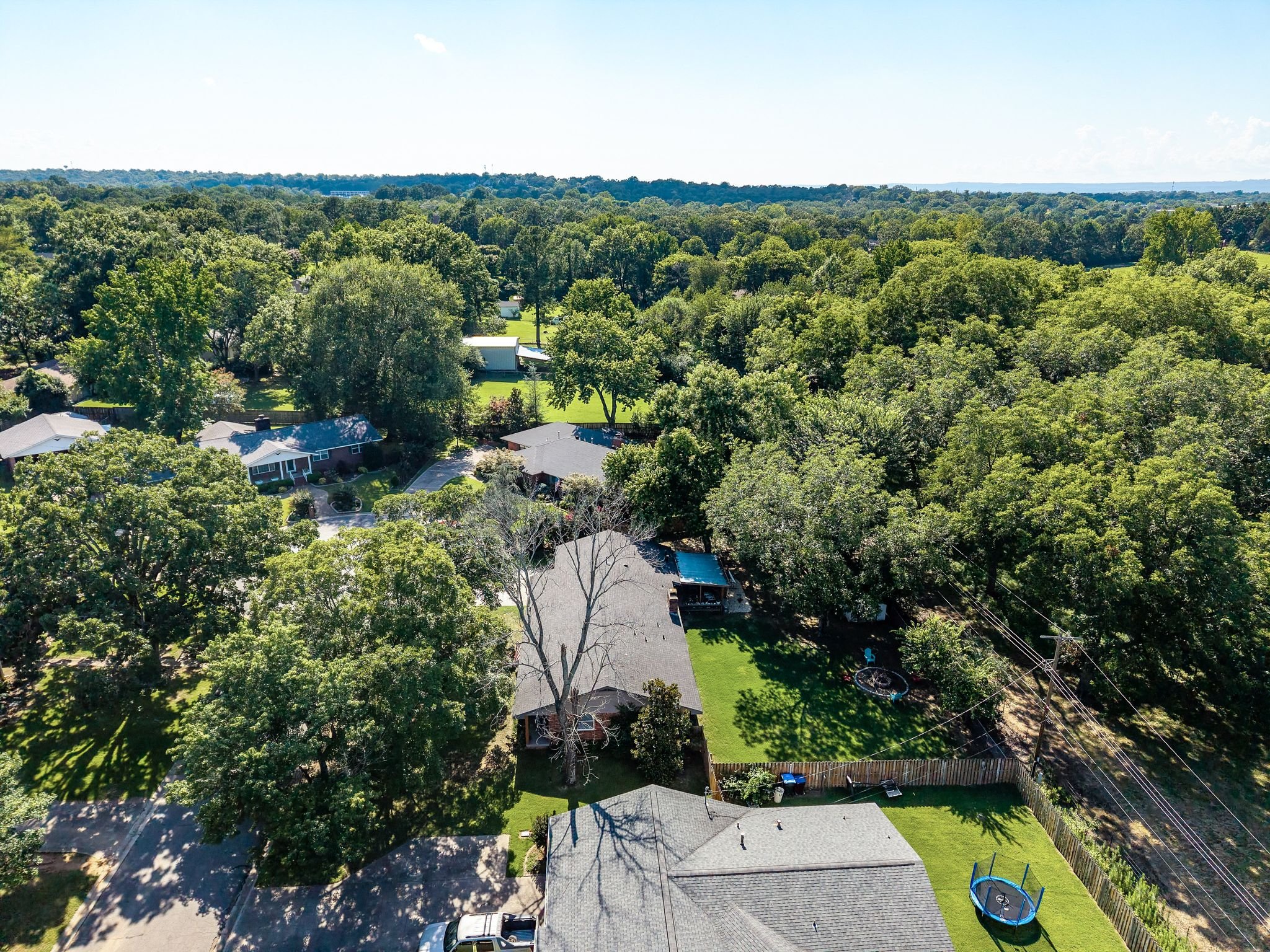 6515_Meadow_Cliff_Dr-40.jpg