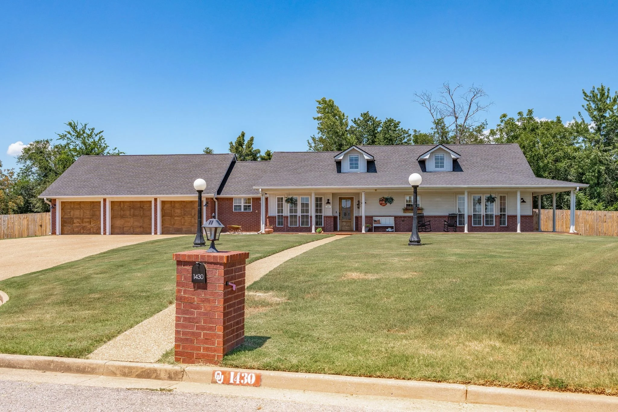4_1430_Lakeview_Estates_Dr-3.jpg