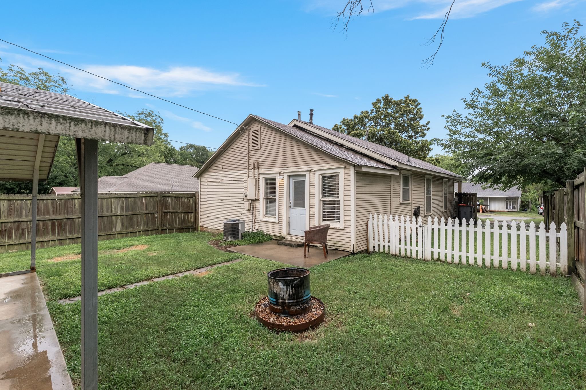 1709_Cedar_St-27.jpg
