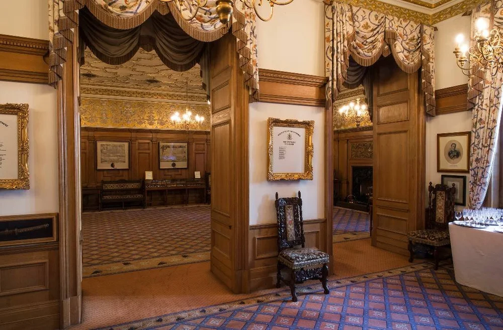Drawing Room Raffles Your special event event in the City of London