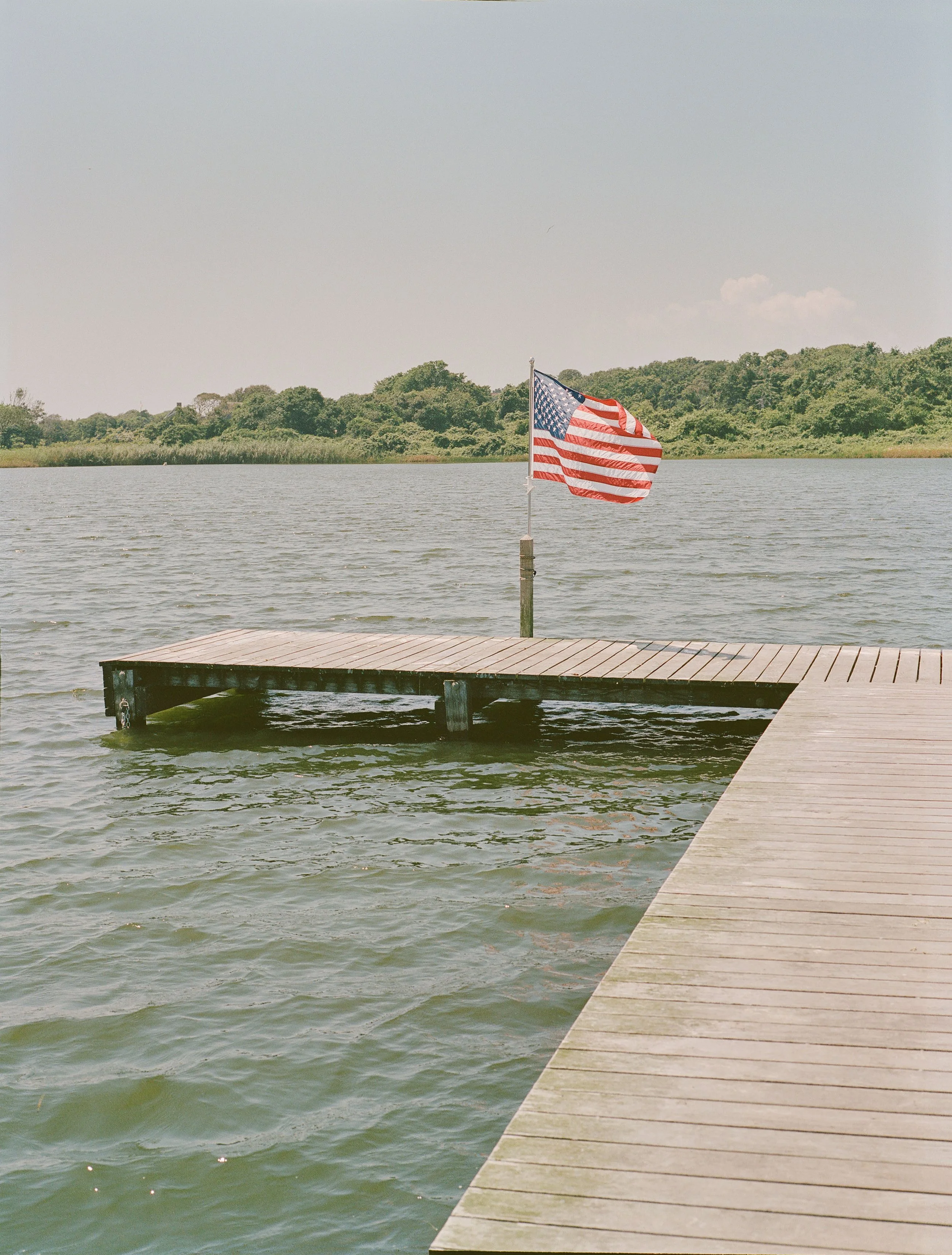 SET_COASTLINE_PLATES_FILM_229.jpg