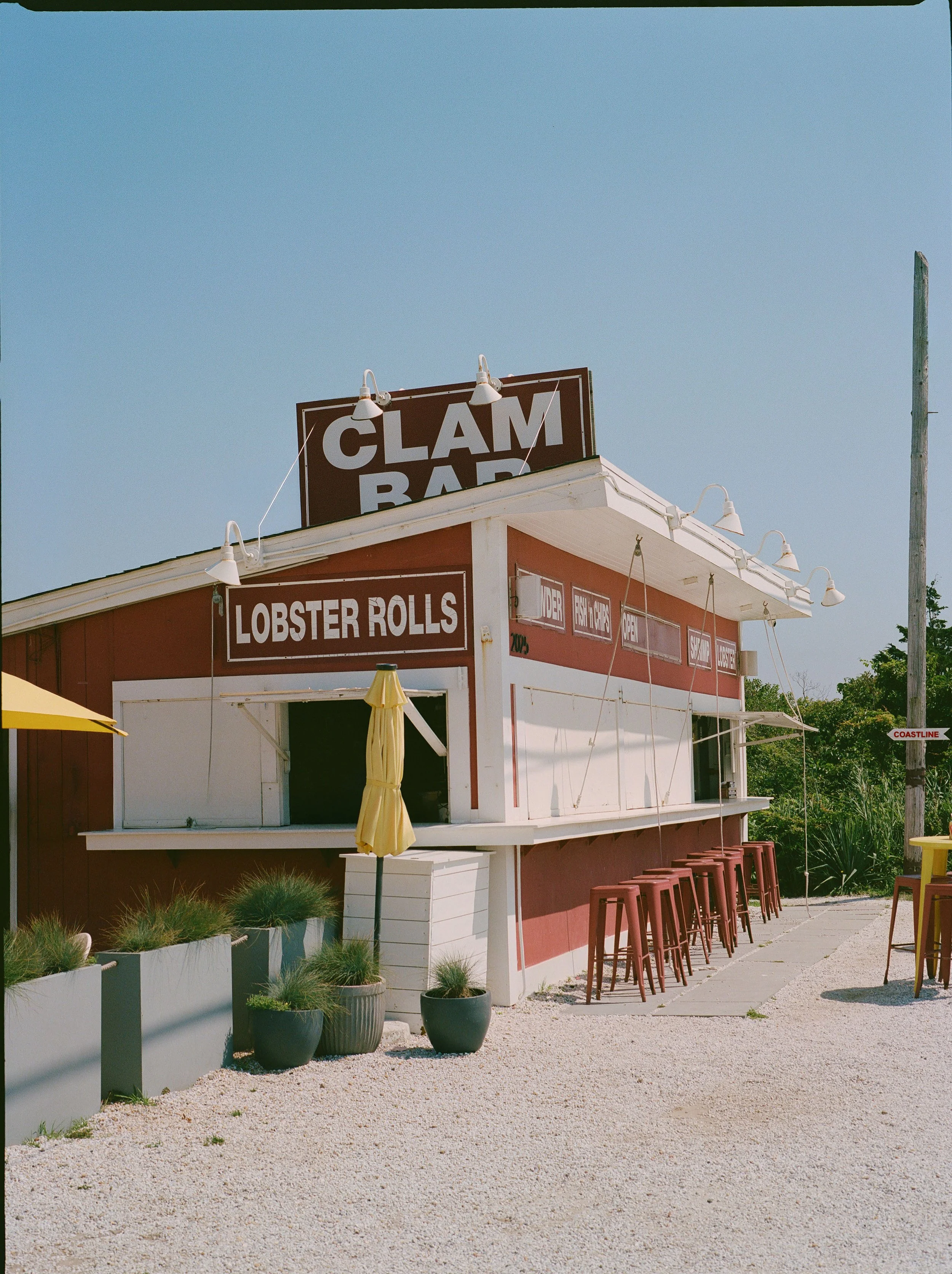SET_COASTLINE_PLATES_FILM_225.jpg