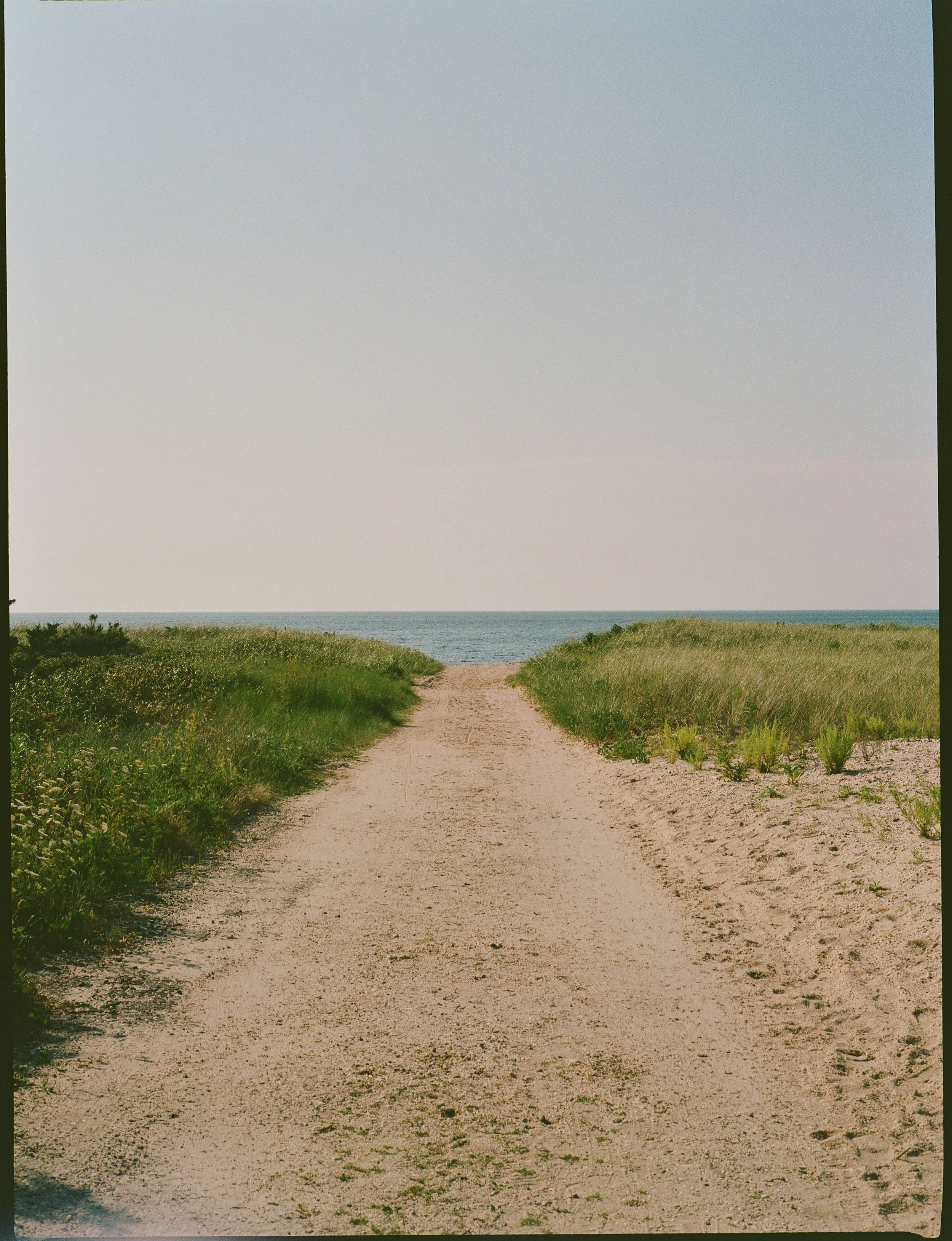 SET_COASTLINE_PLATES_FILM_228.jpg