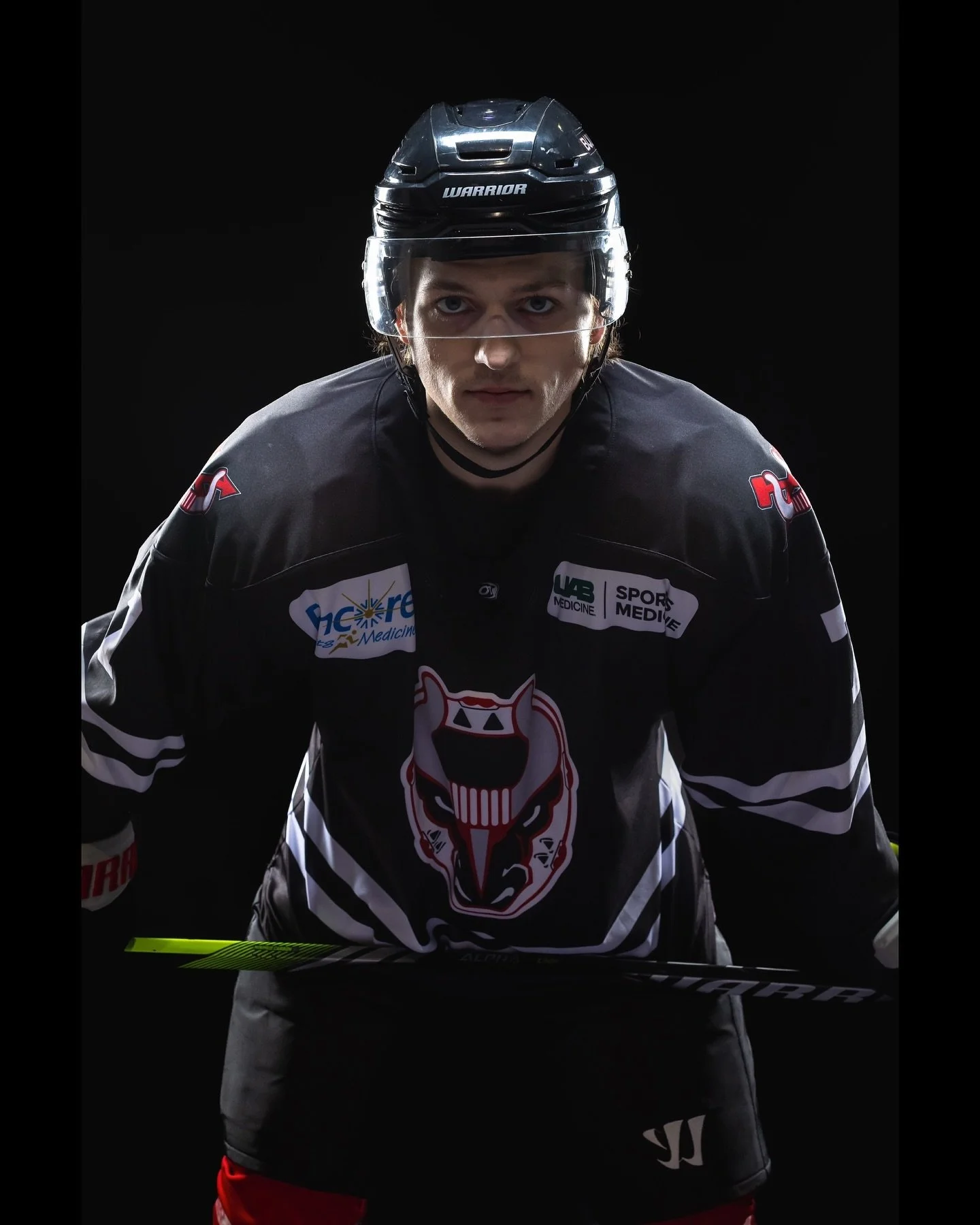 Keep&rsquo;n it fresh.
.
.
.
.
.
.
.
.
#mediaday #hockeyplayer #hockeyphotos #hockeyportrait #icehockey #hockey #sportsportraits #sportsphotographer #creativephotography #studiosession #rimlight #mediadayphotos #photographers #sports