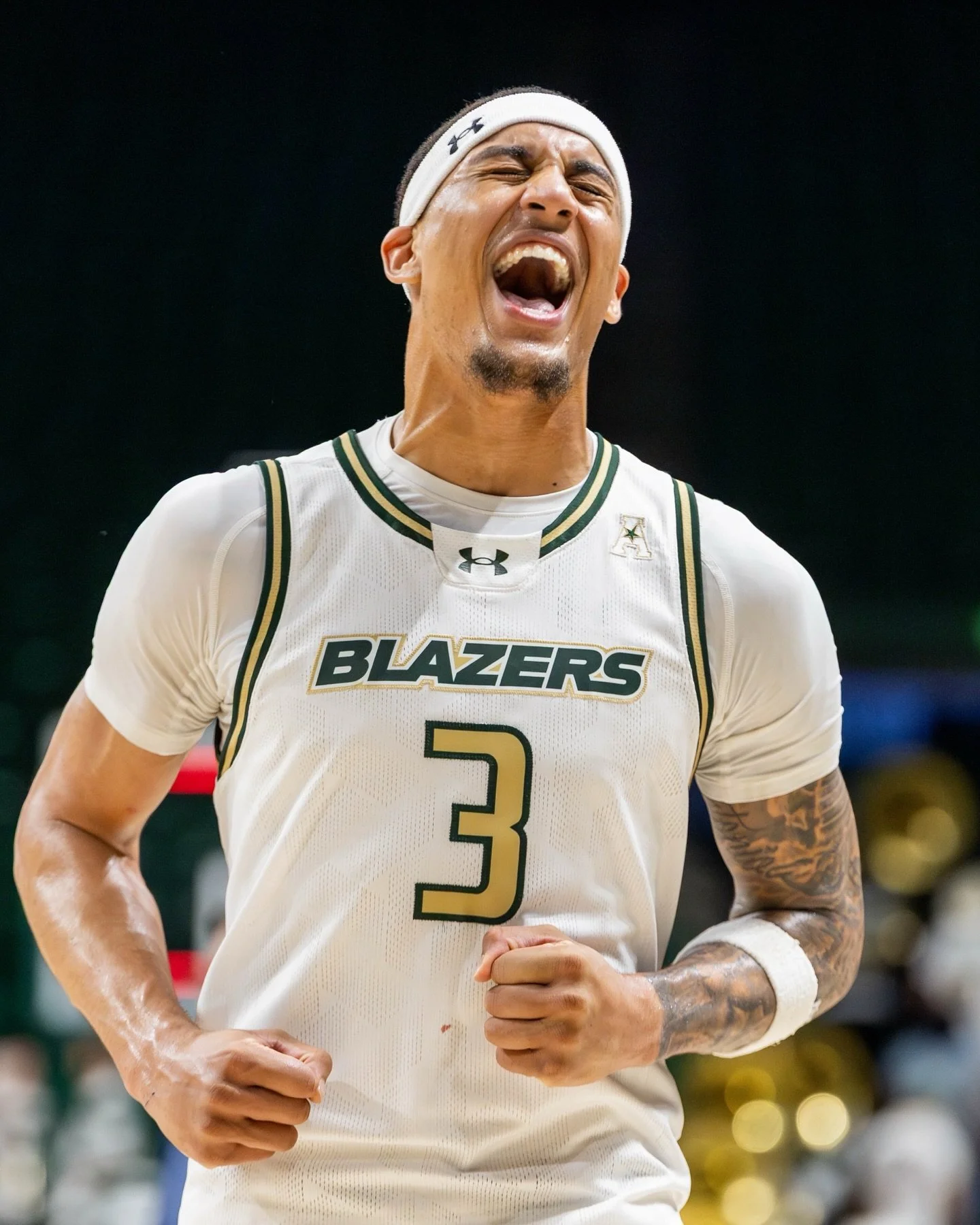 UAB takes on North Texas February 3rd at Bartow Arena
.
.
.
.
.
.
#sportsphotography #mensbasketball #collegebasketball #basketball #uabbasketball #uab #sports #alabamasports #andone #basketballplayer #basketballphotography