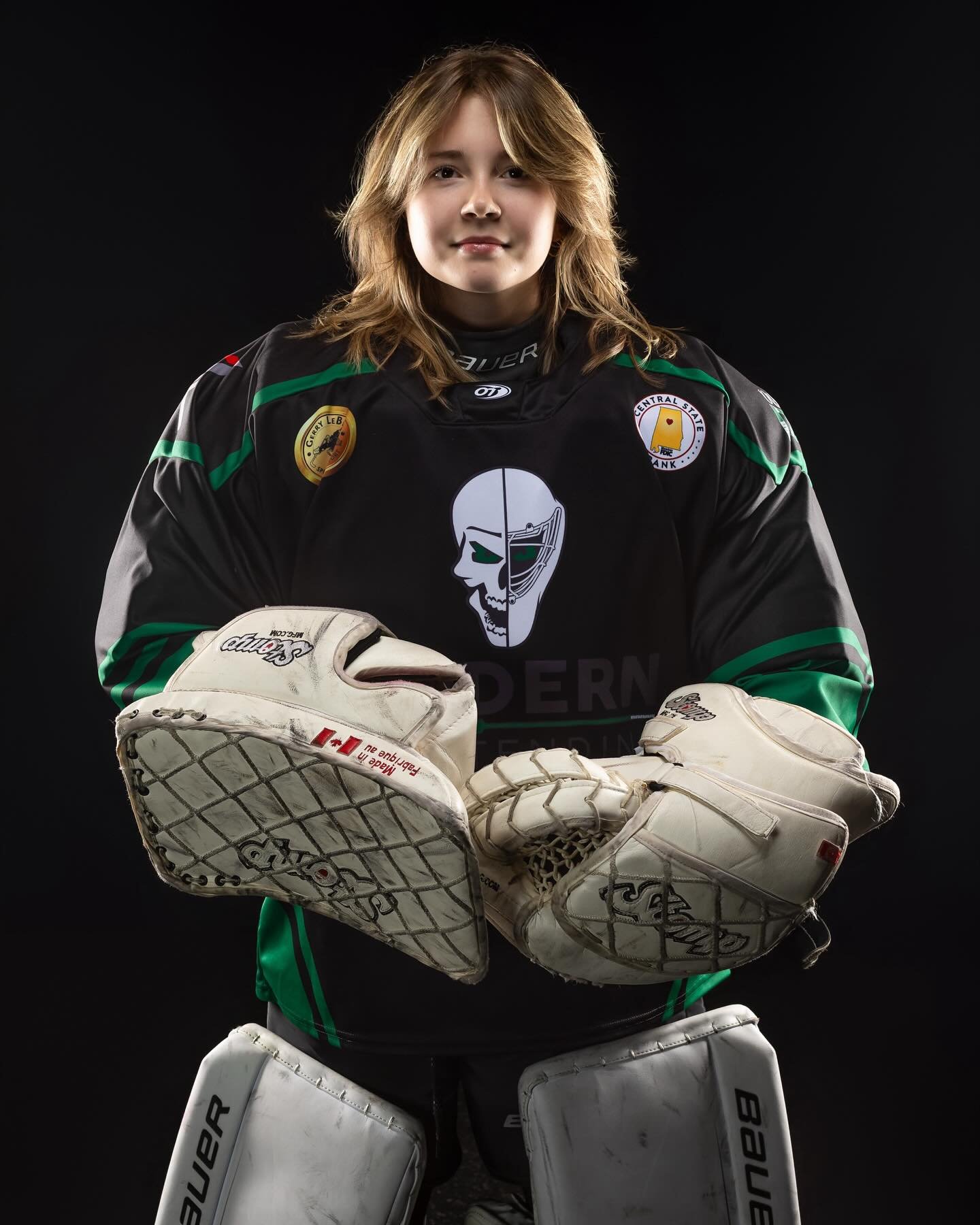 Media day 2025 with @moderngoaltending complete! These goalie are giving it all they&rsquo;ve got this week and it&rsquo;s truly impressive!
.
.
.
.
.
.
.
.
#hockey #hockeygoalie #goaltender #goalie #puck #hockeyislife #mediaday #hockeymediaday #spor