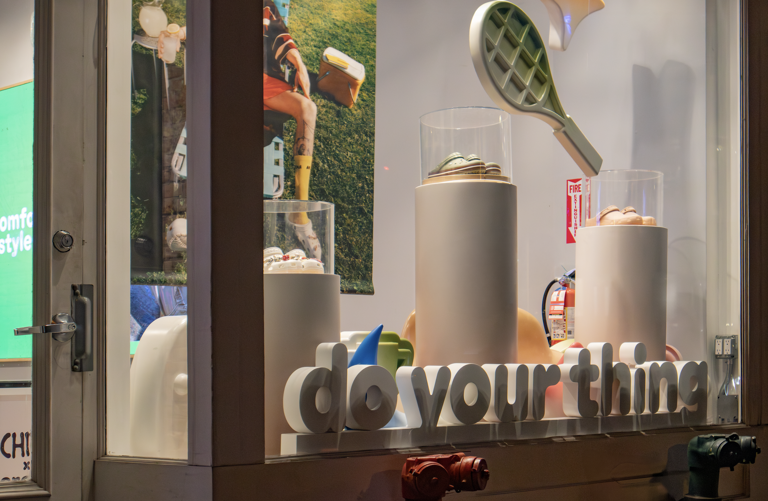 Crocs - Do your thing campaign_Soho_Closeup.png