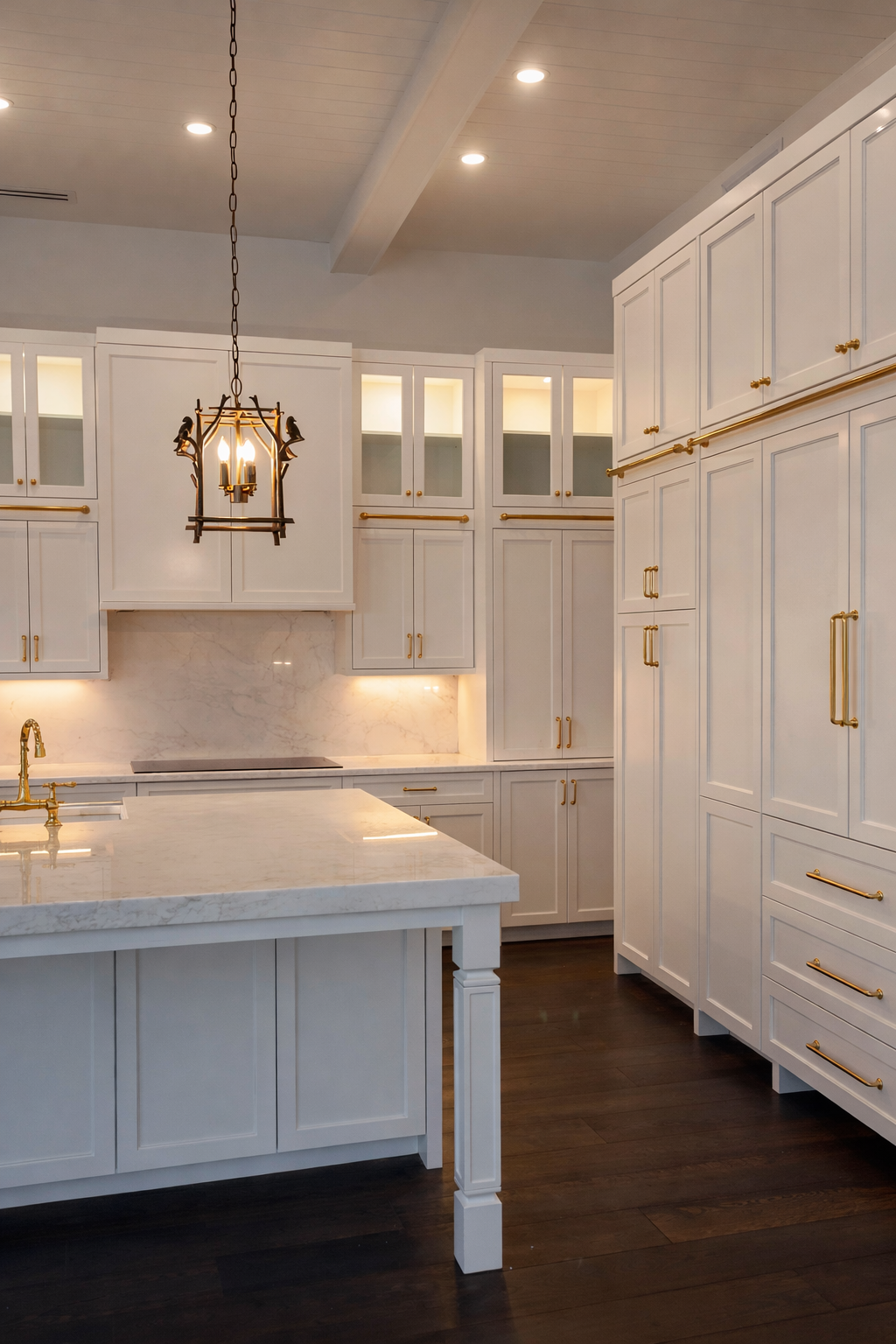 How a Professional General Contractor in Naples, FL Protects Your Investment