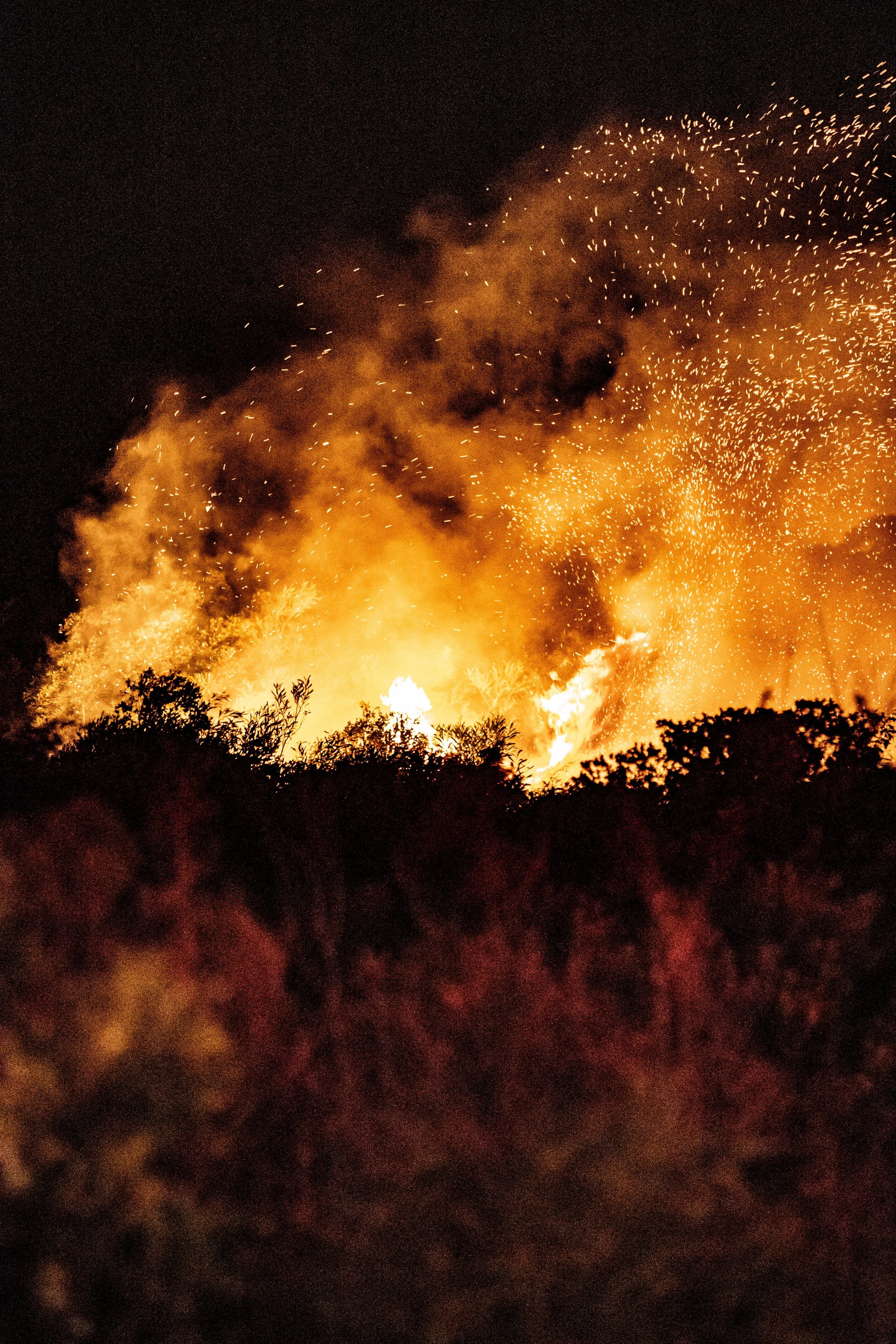 21-Camp Bay fire.jpg