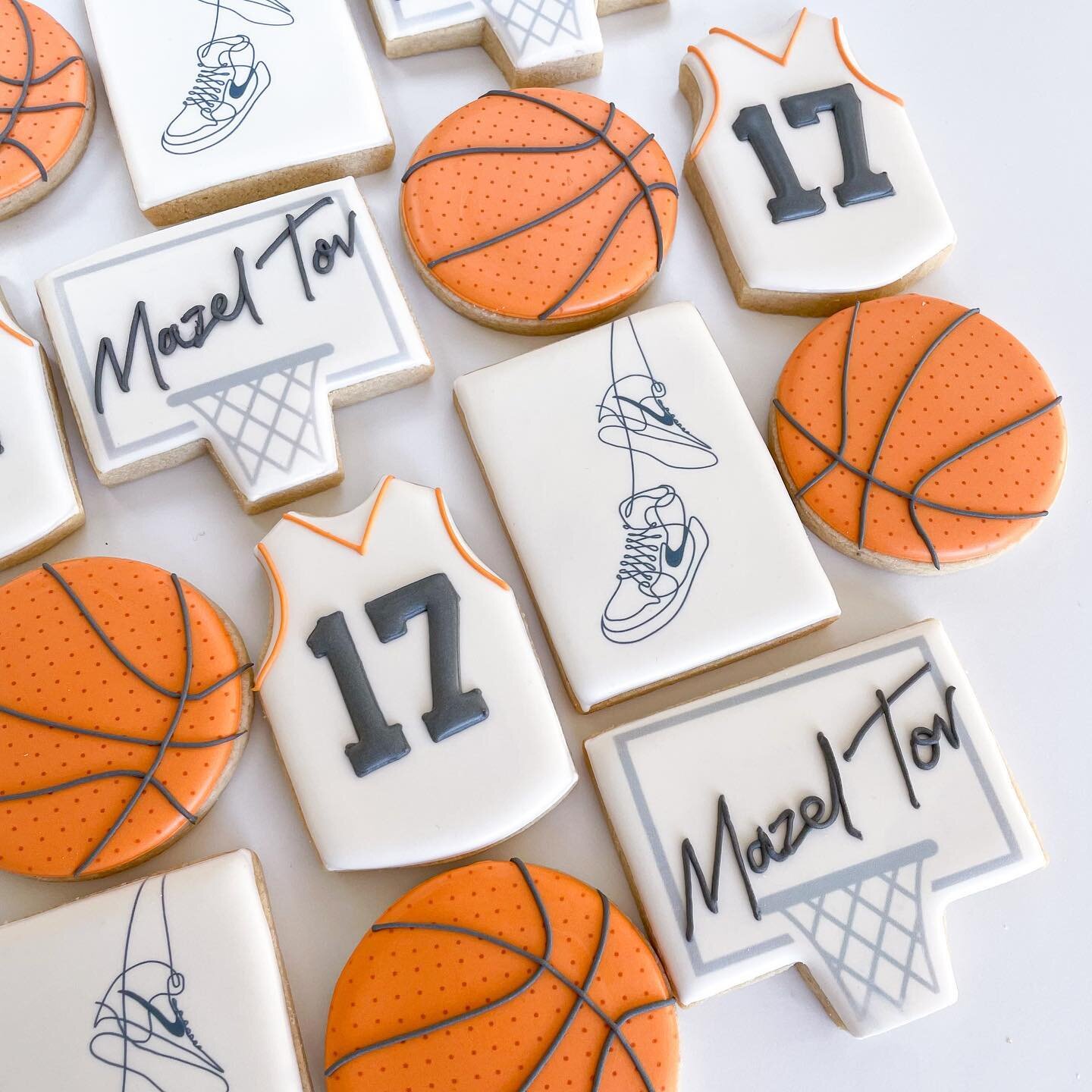 Mazel tov to this basketball loving young man! 

Loved incorporating this cool sneaker graphic purchased on Etsy. 

#barmitzvahcookies #basketballcookies #cookiesofinstagram