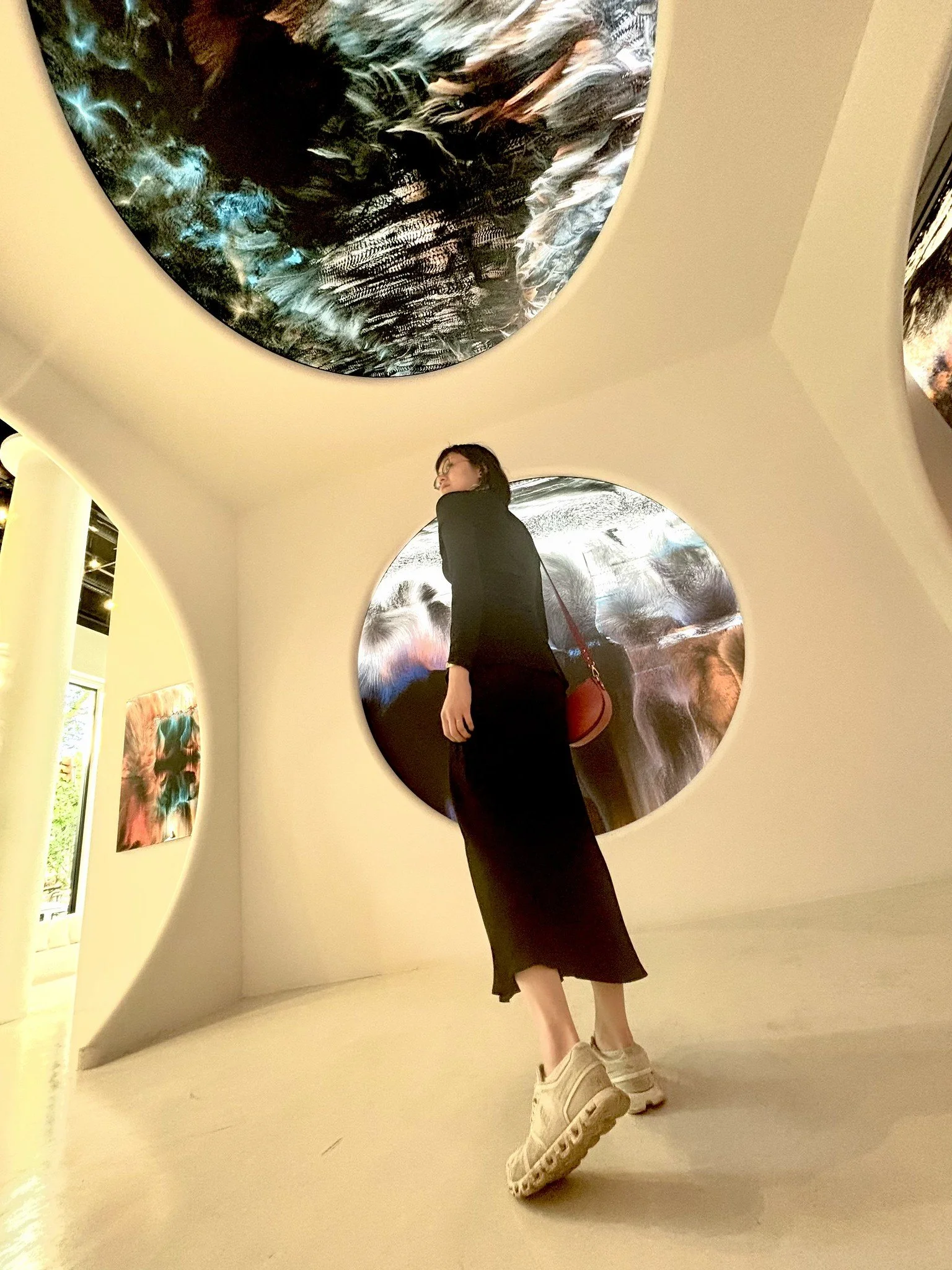 Load Gallery