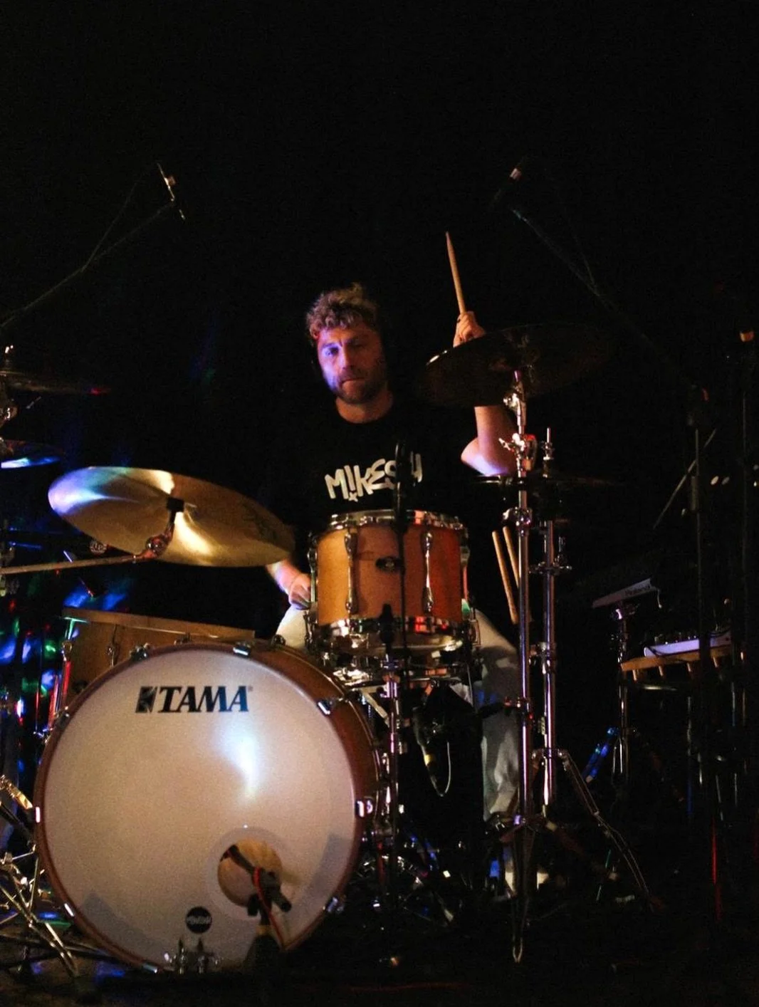 📸: @larissa.darling 

&mdash;&mdash;&mdash;&mdash;

#drummer #drums #vaterfamily #zildjian #tama
@vaterdrumsticks @schlagwerk