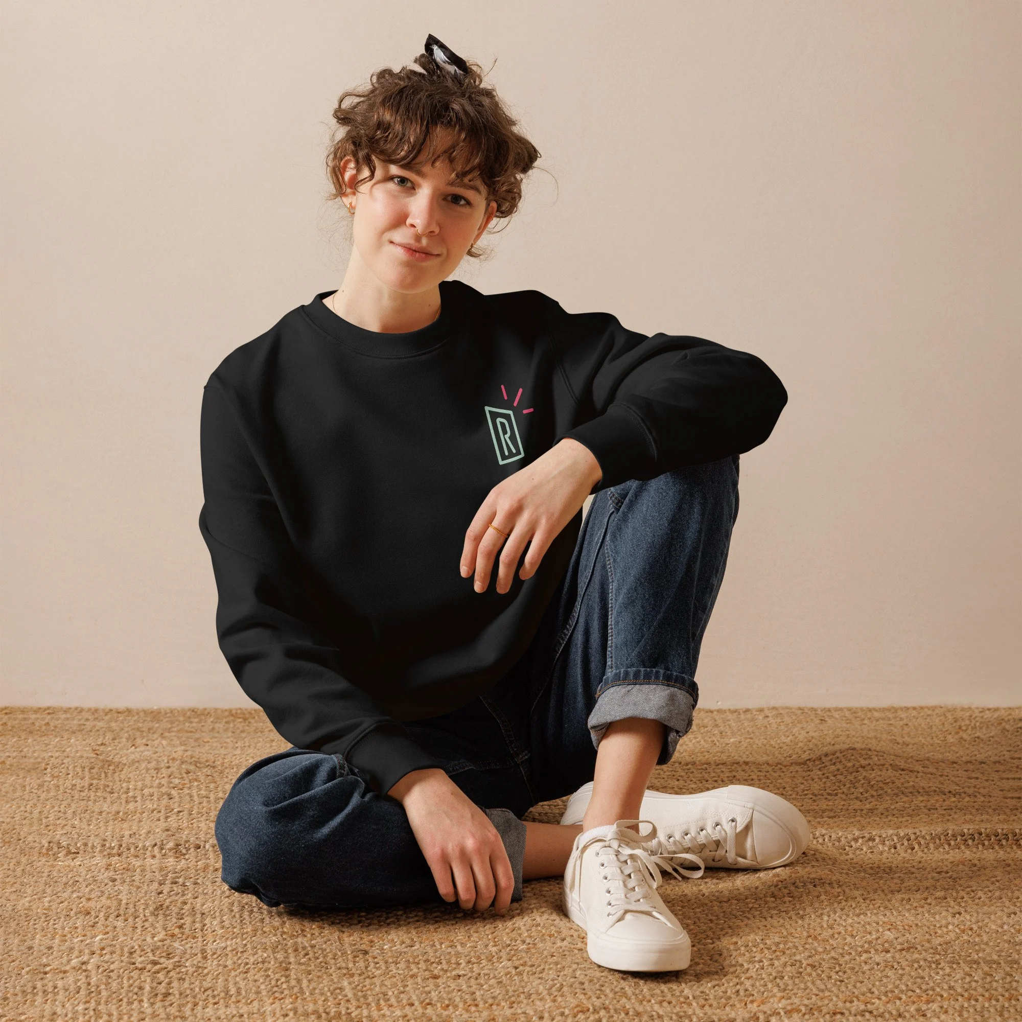 ruheimsaal_biopullover_unisex_black_01.jpg