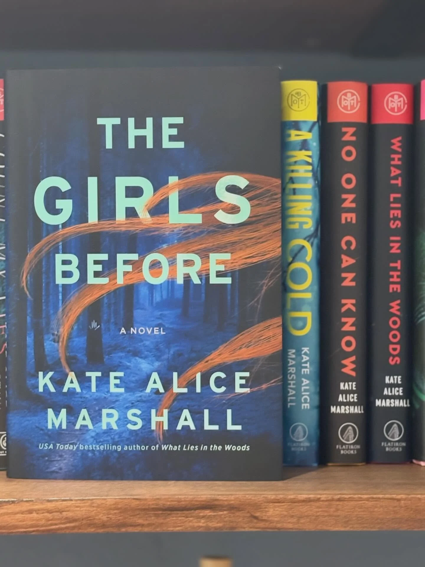 Just finished this beauty 💕 

Kate Alice Marshall novels always make me nostalgic for the PNW. 

While ai loved the journey of this story, the ending was a bit unsatisfactory, but overall worth the read! I couldn&rsquo;t put it down.

#katealicemars