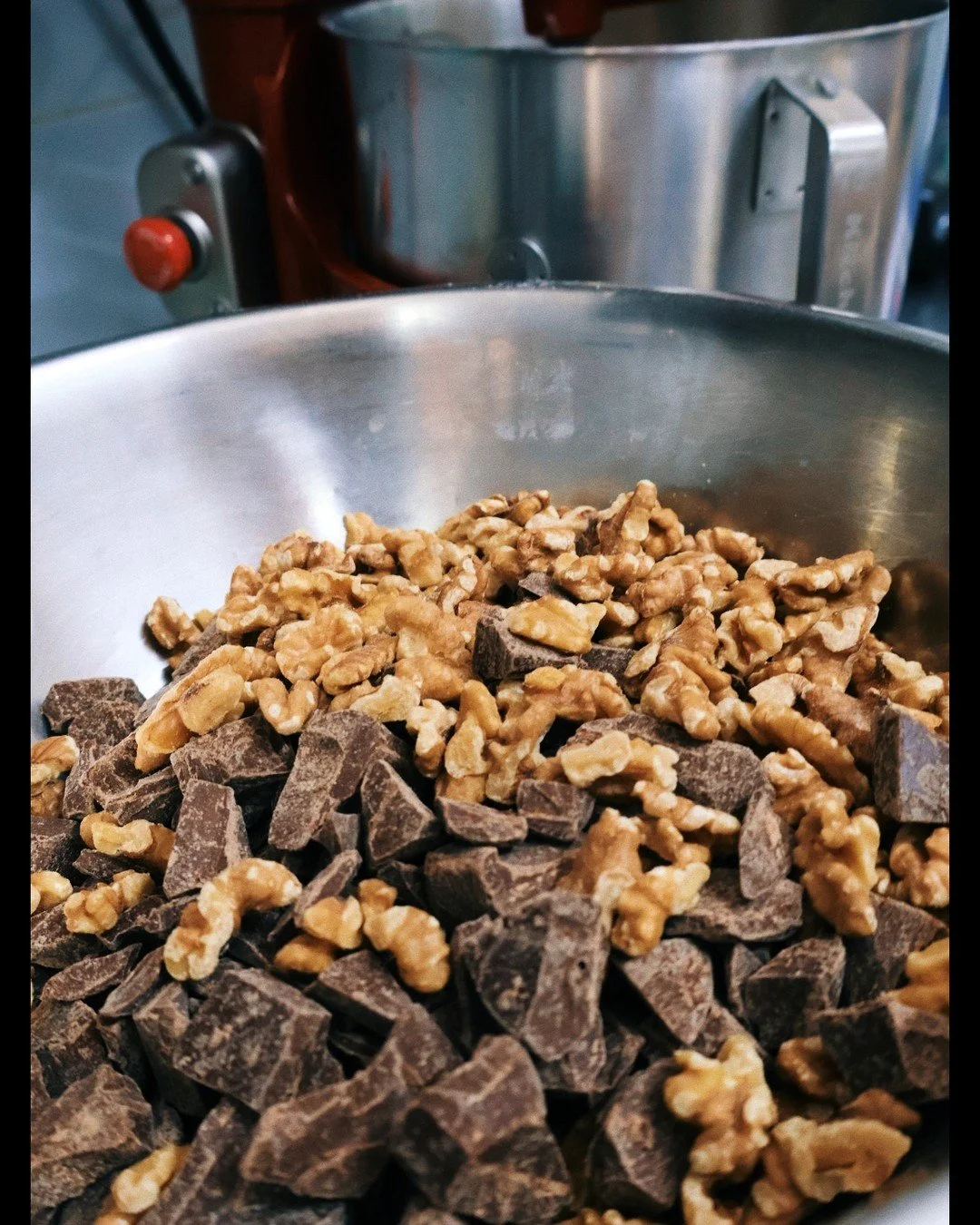 hora de fazer um bolinho de banana com chocolate e nozes pro seu fim de semana ficar mais doce. 😘

🏠 Lojinha aberta sempre de ter&ccedil;a a s&aacute;bado das 9 &agrave;s 19 horas. 

📍Rua Paula Ney, 298, na Aclima&ccedil;&atilde;o, pertinho do met