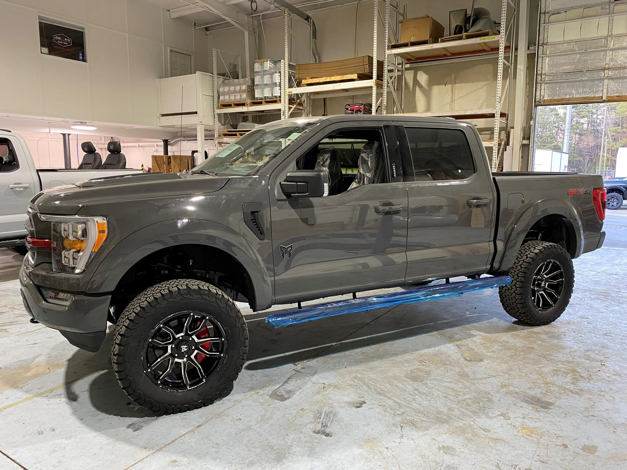 RR BUILD2.jpg
