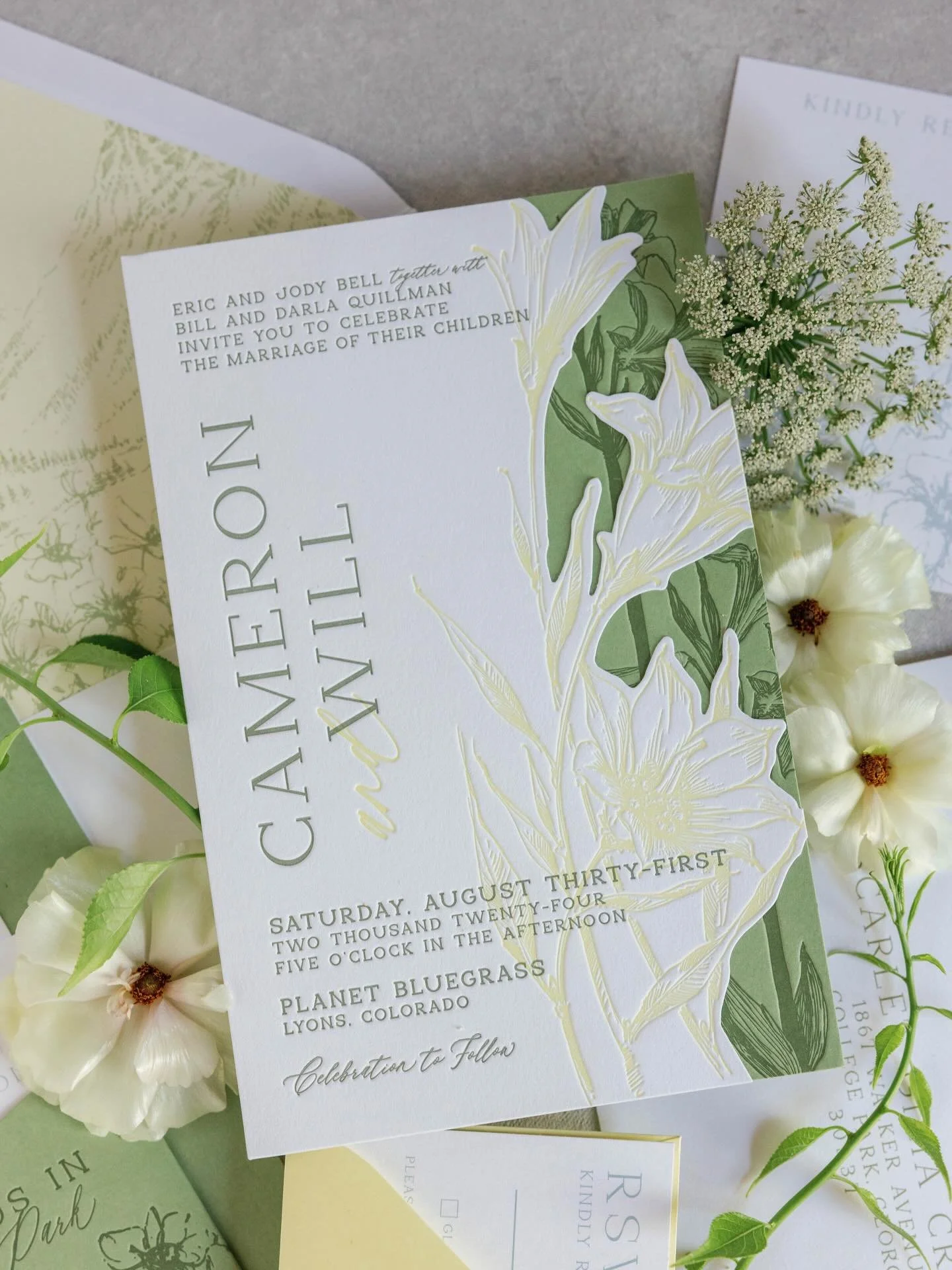 Layered and letterpressed florals with a pocket backer - an instant classic. 🌸 

Photo: @spostophoto @invitationstylingco 
Planner: @birchandhoneycollective 

Luxury wedding design, Boulder Colorado wedding, wedding stationery invitations, wildflowe