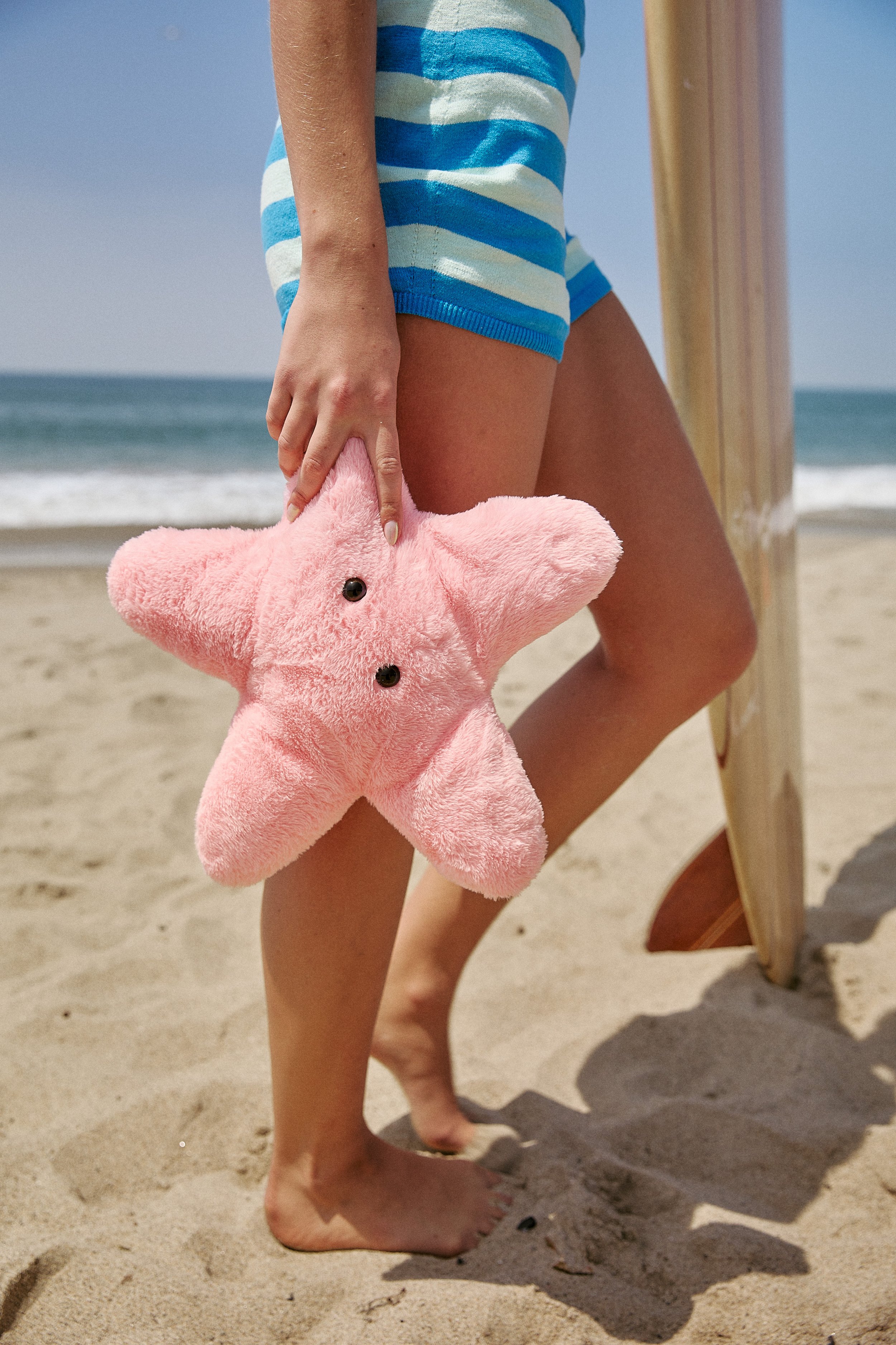 260622HUGZ_Beach Shoot_1000.jpg