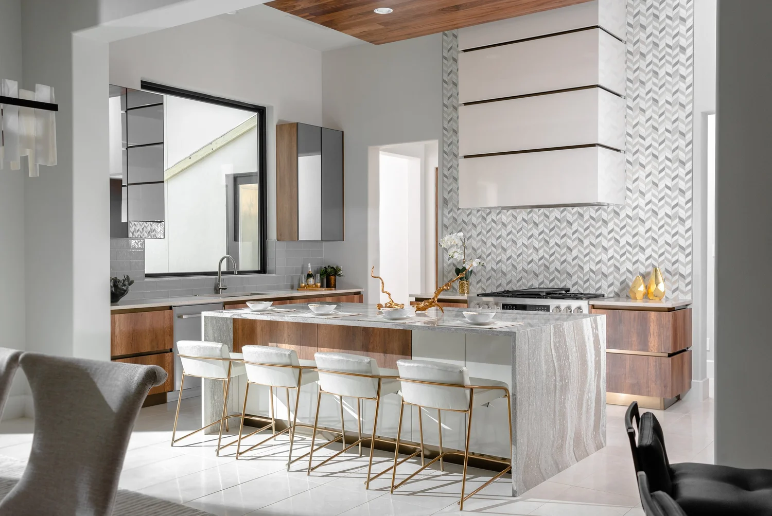 Monarch and Maker -Luxury Full-Service Interior Design Studio