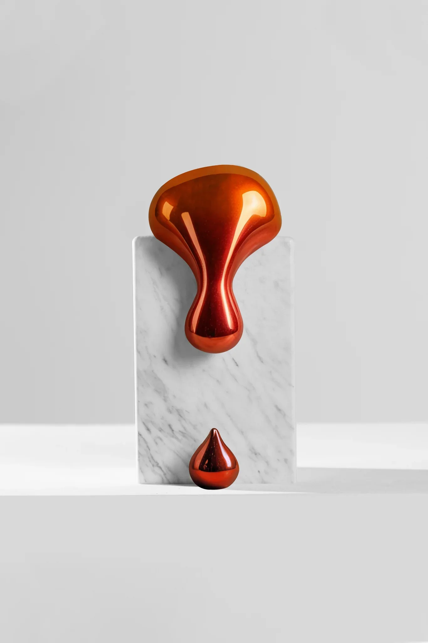 Titulo: Mini gota Magma Lava 
Artista: Maria Fernanda Salinas
Medidas: 11 x 10 x 8 cm 
Técnica: Escultura en bronce vaciado con terminado brillante