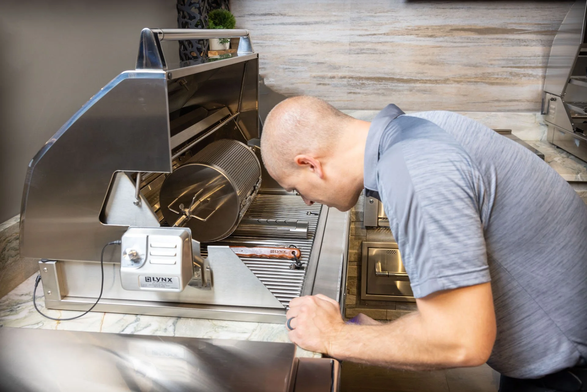 Lynx Grill