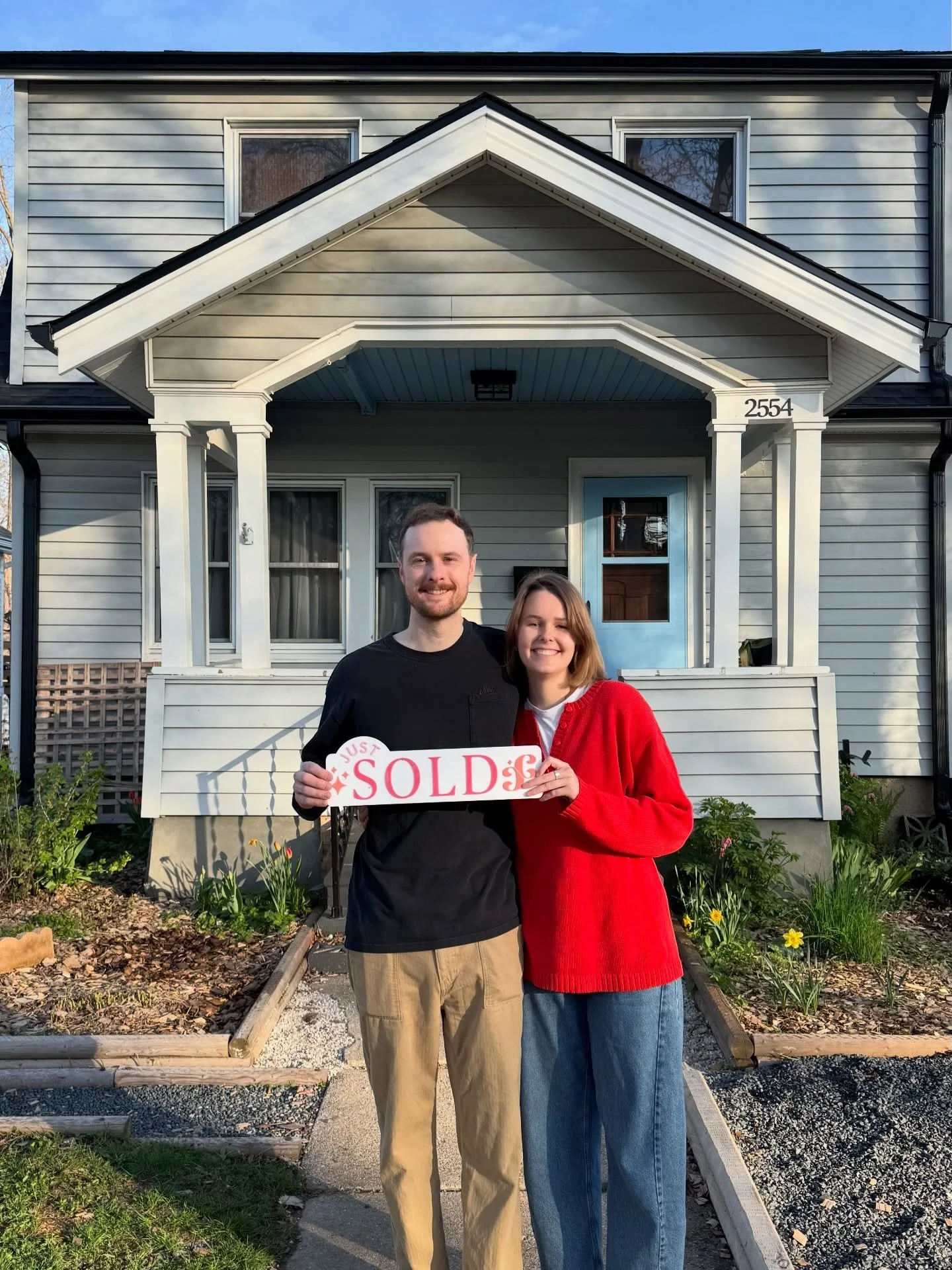 Eastside&rsquo;s newest residents!! Congratulations Kathrine &amp; Jordan 🥳 truly, the most kind and fun humans! It&rsquo;s been such a pleasure working with you both to find your perfect Madison east side home! 

Emerson East is one of those absolu