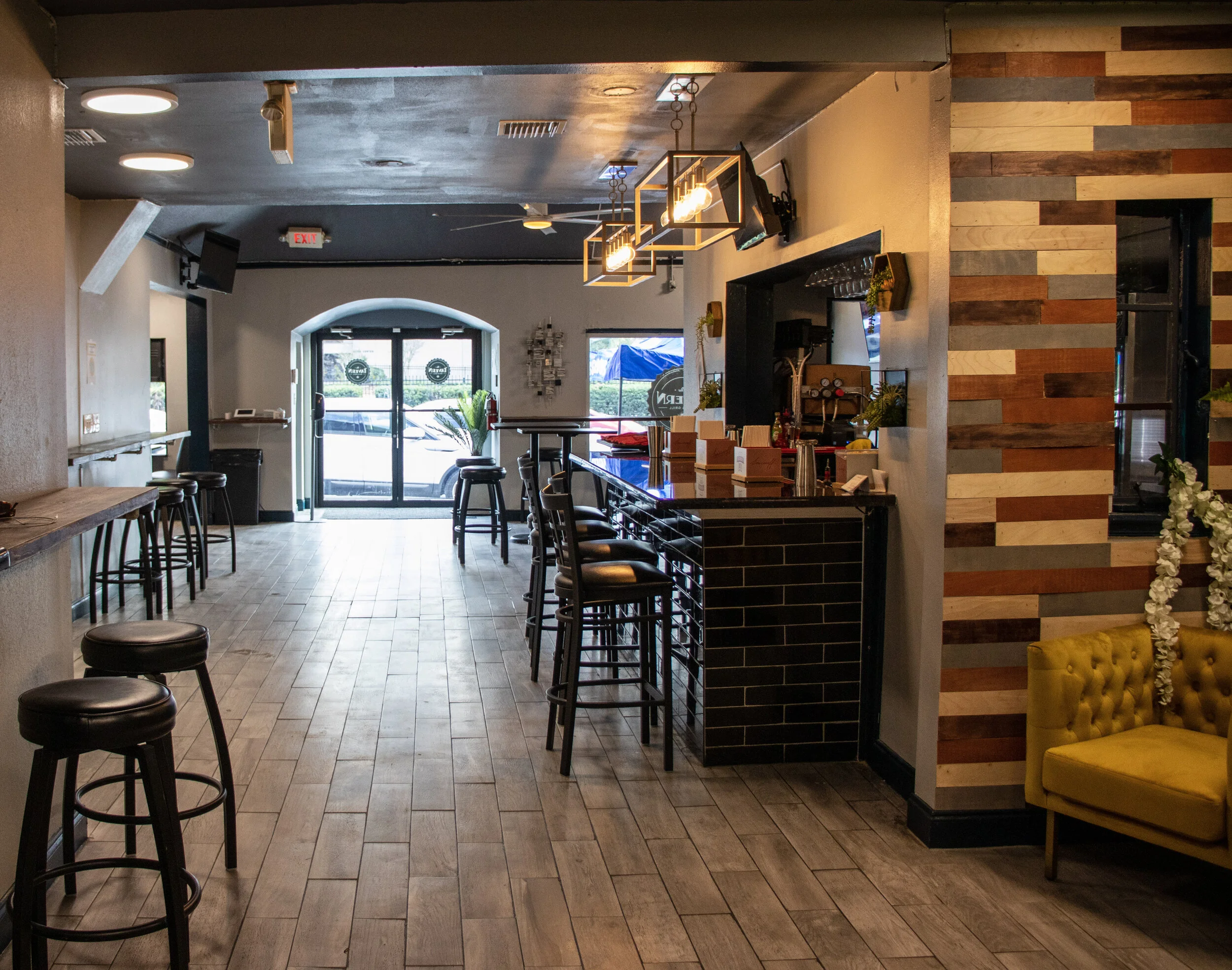Inside Tavern .jpg