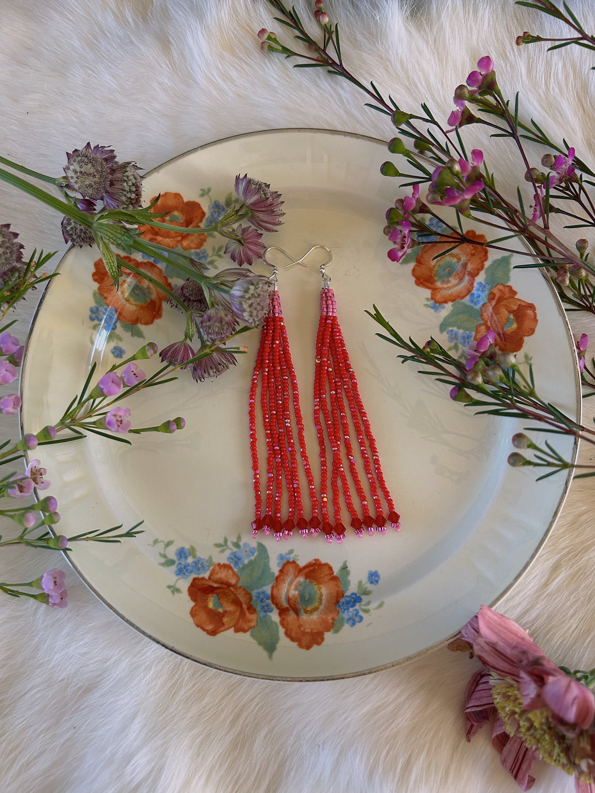 Red x Rhinestone Fringe.