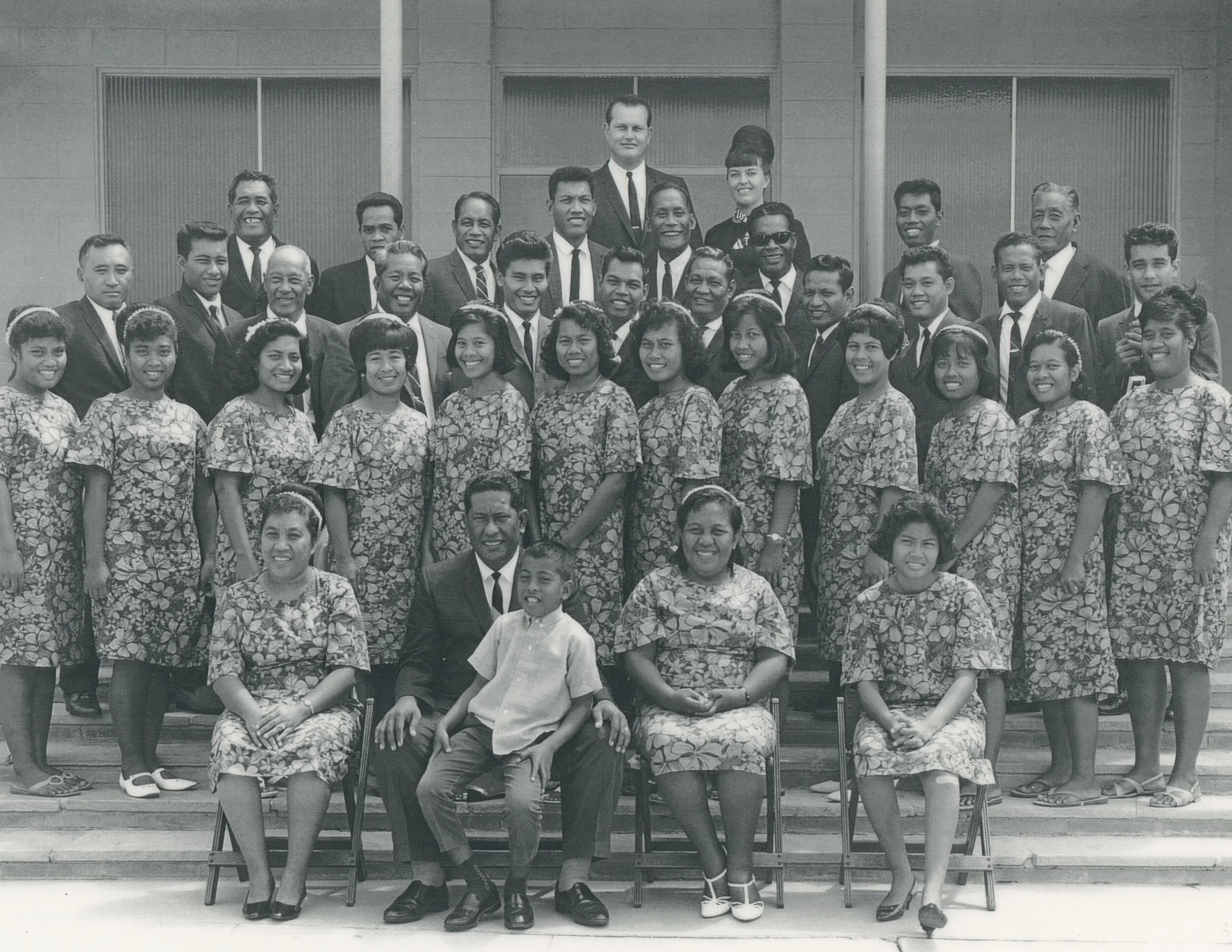 1968_Sam Flo and Marshallese Group to US.jpg