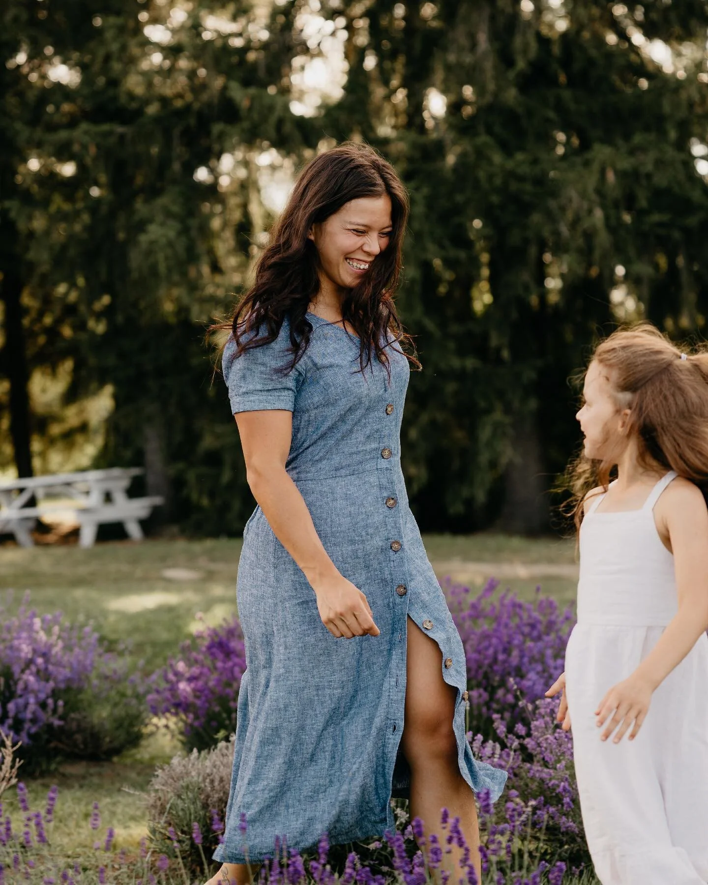 Laisser les 4 gars &agrave; la maison pour faire une s&eacute;ance maman/fille. Non mais quelle belle id&eacute;e!! 💜

@anikplusfour