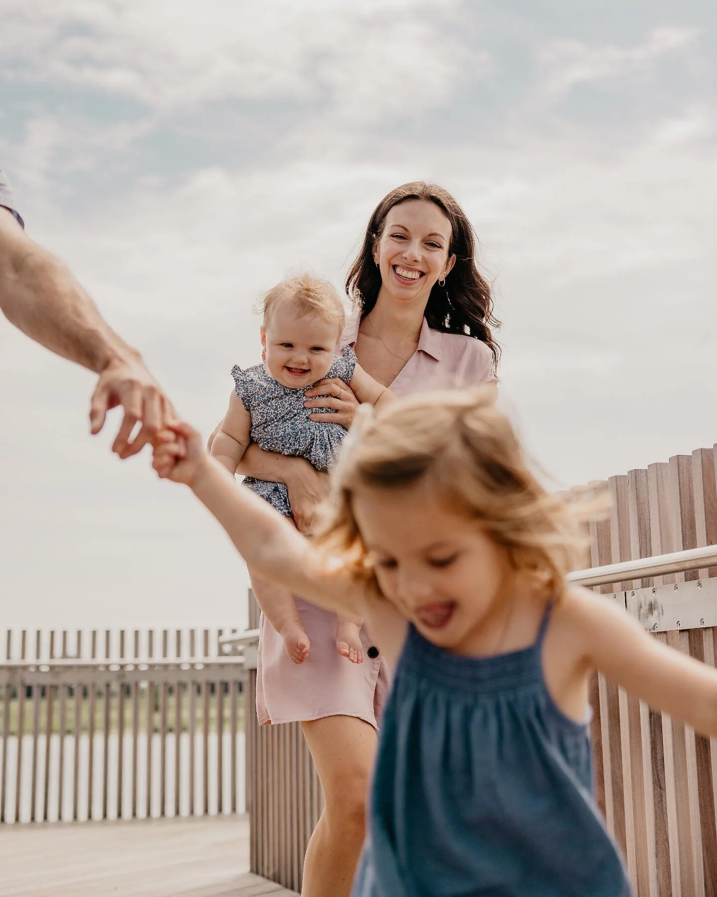 Olivia 🩴 &amp; Clara 👶🏼