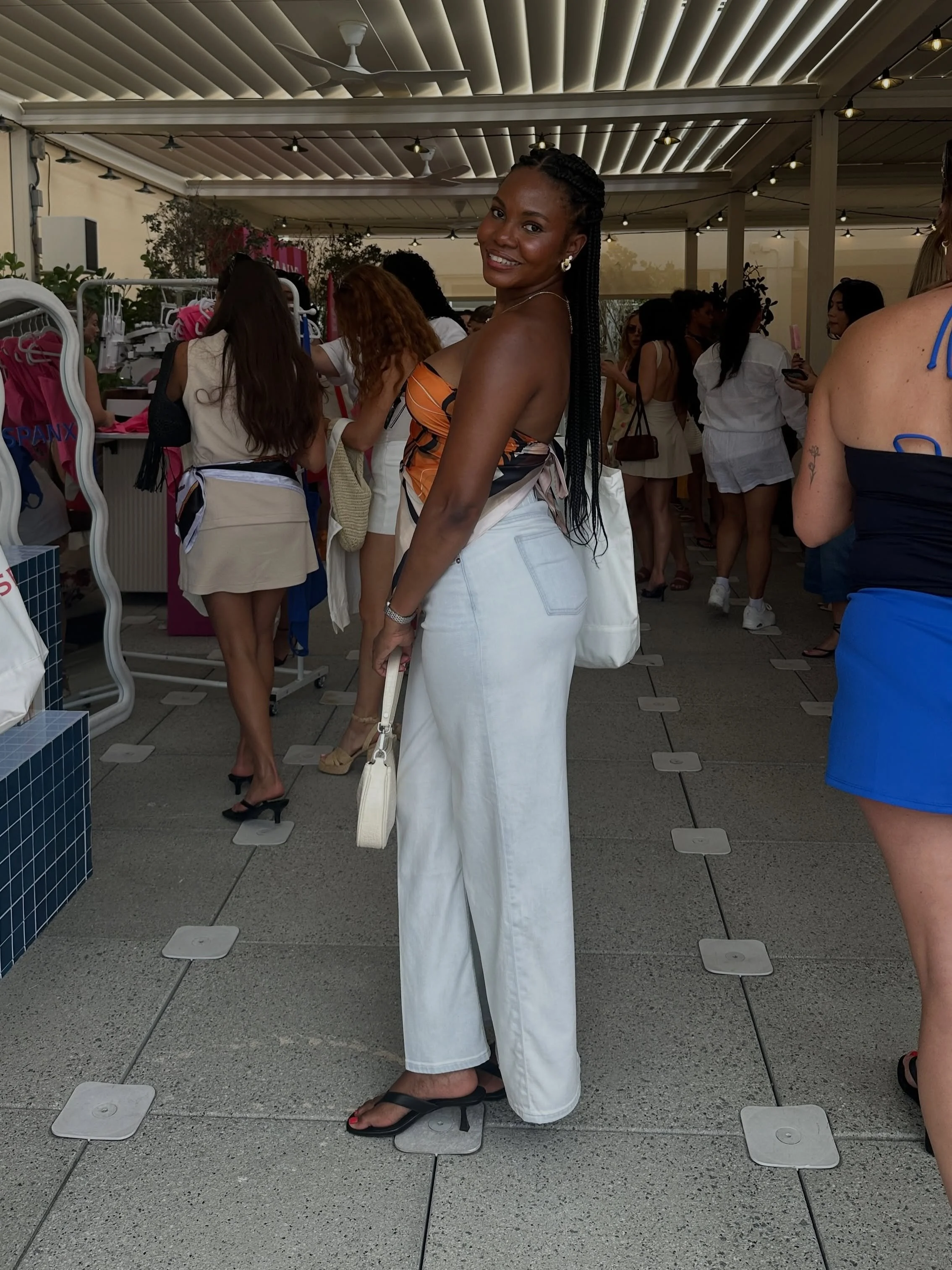 currently recovering from swim week ❤️&zwj;🔥

@miamiswimweekshows @spanx @brwnsugarbabe @danessamyricksbeauty @blackgirlsunscreen @maaji #miamiswimweek